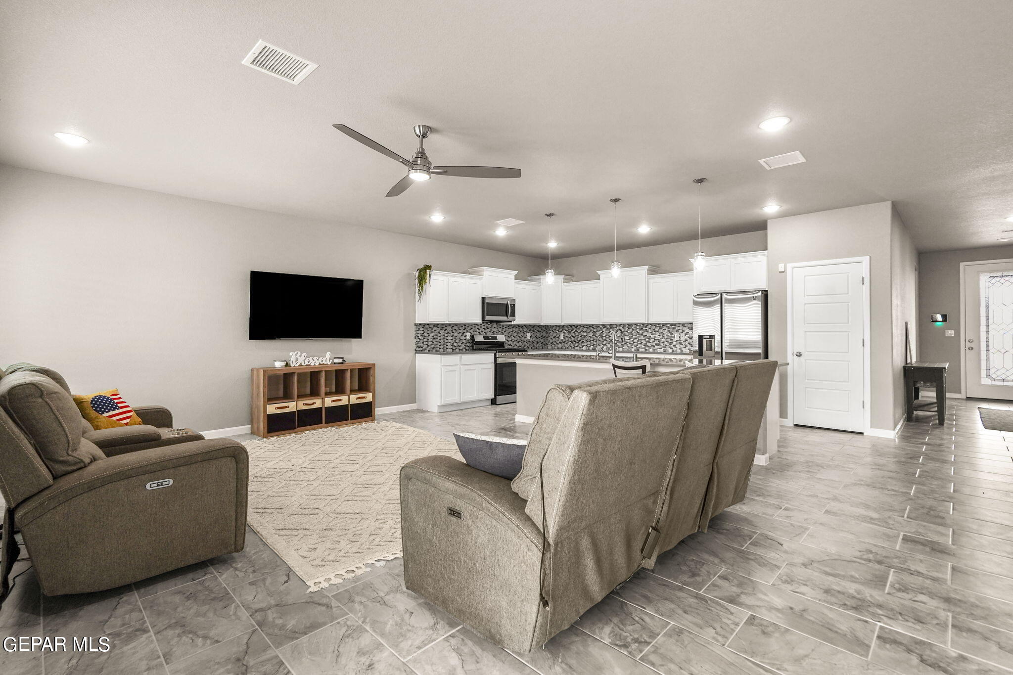 2517 MIKE PRICE Drive