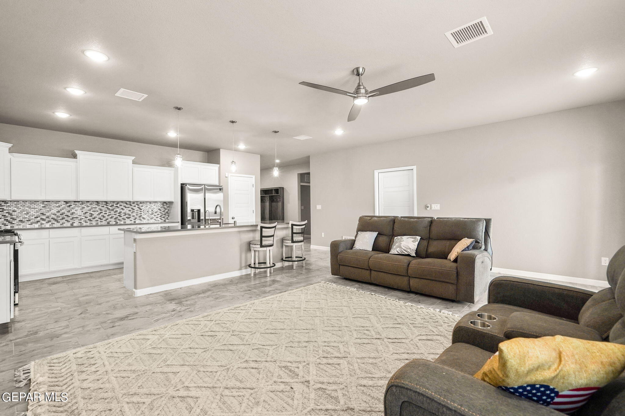 2517 MIKE PRICE Drive