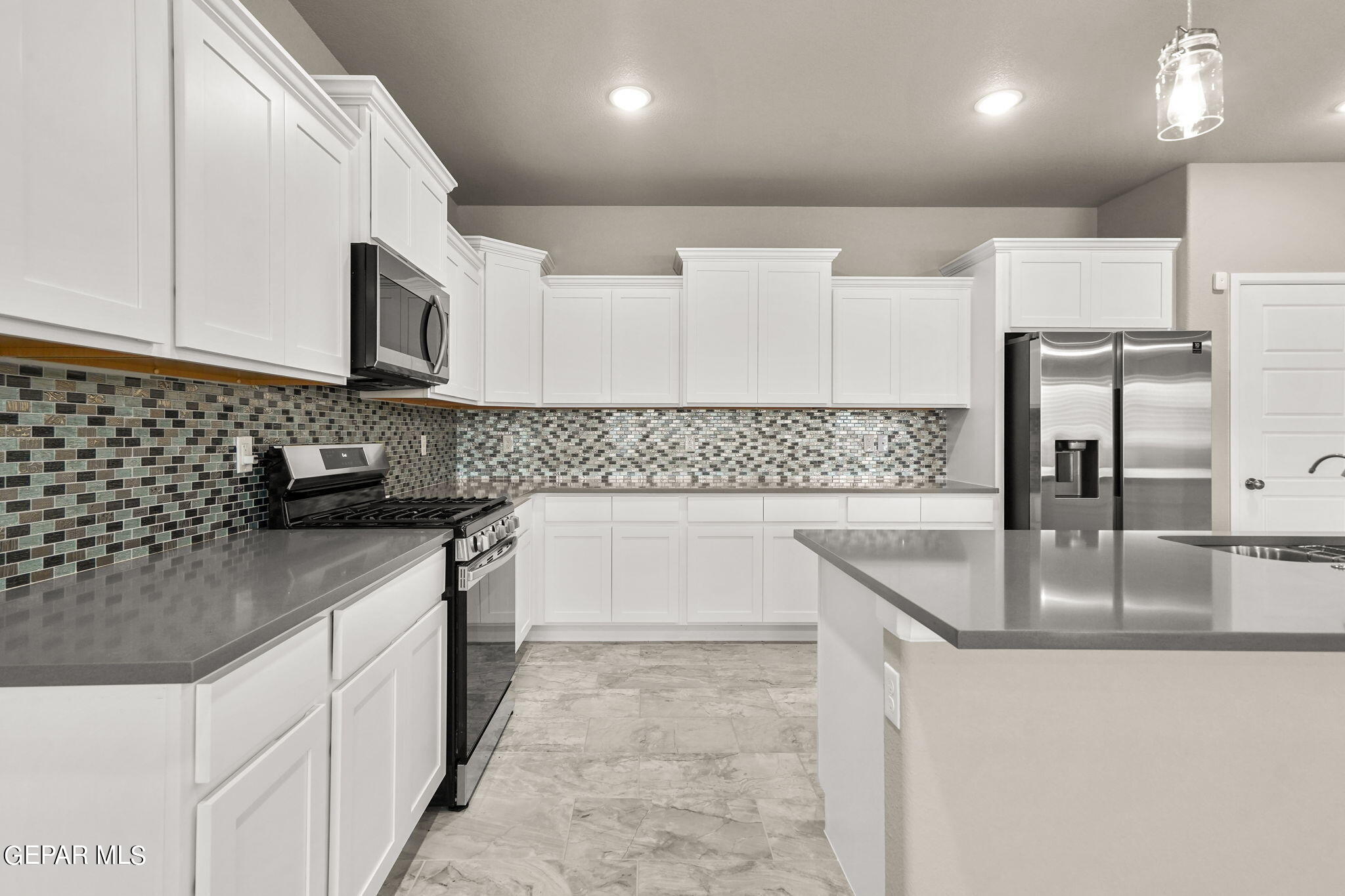 2517 MIKE PRICE Drive