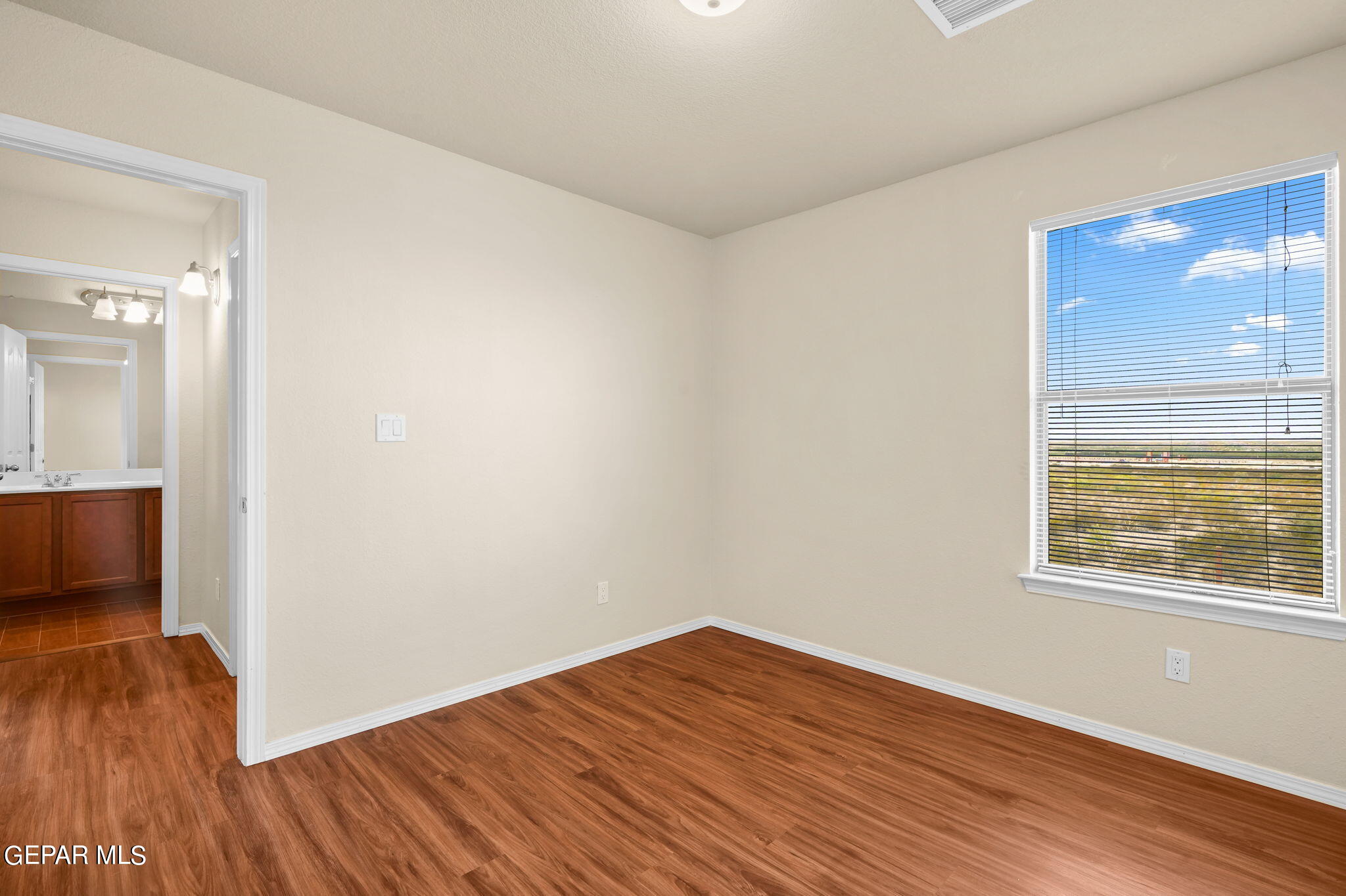 7657 MUNDY CREEK Drive