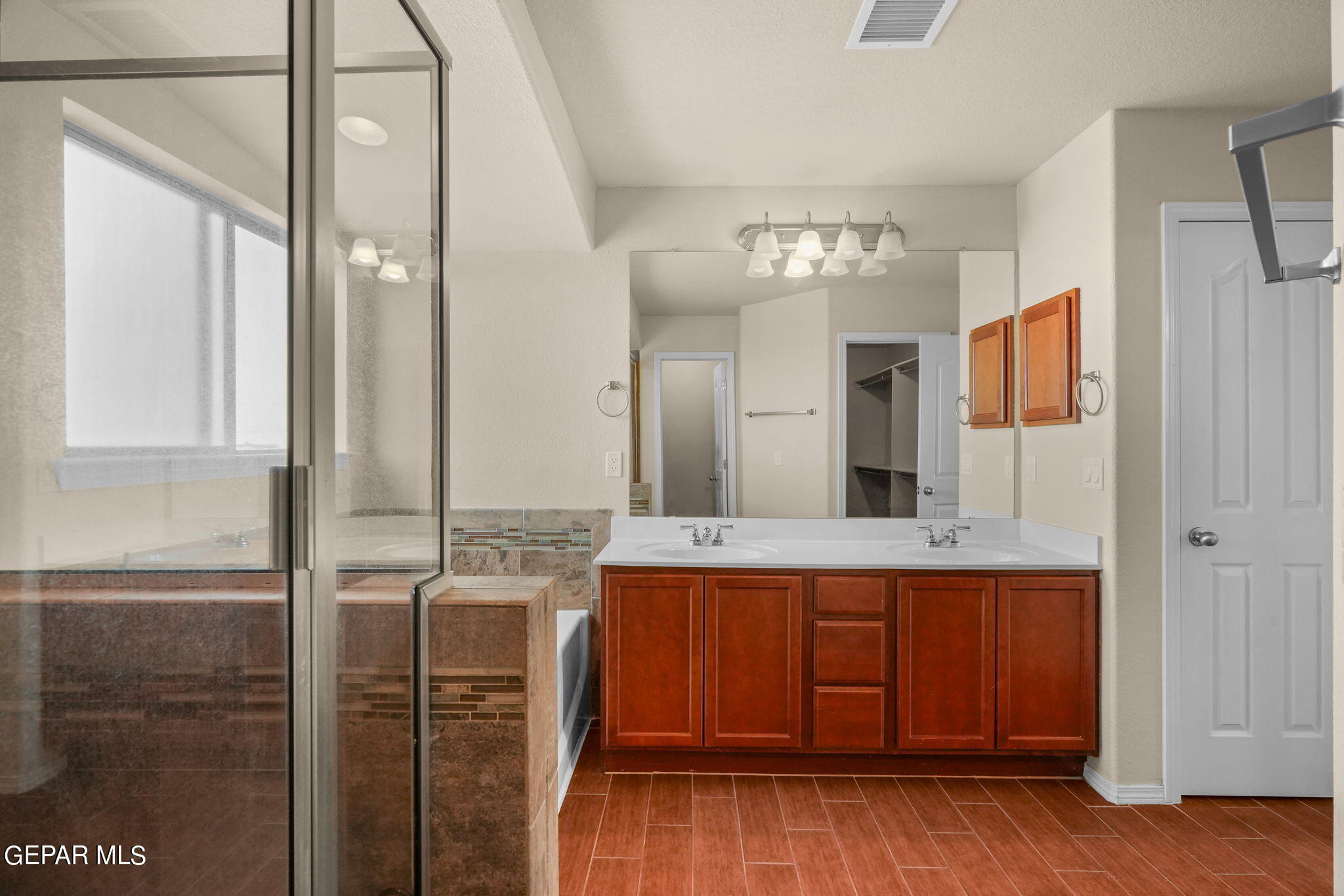 7657 MUNDY CREEK Drive