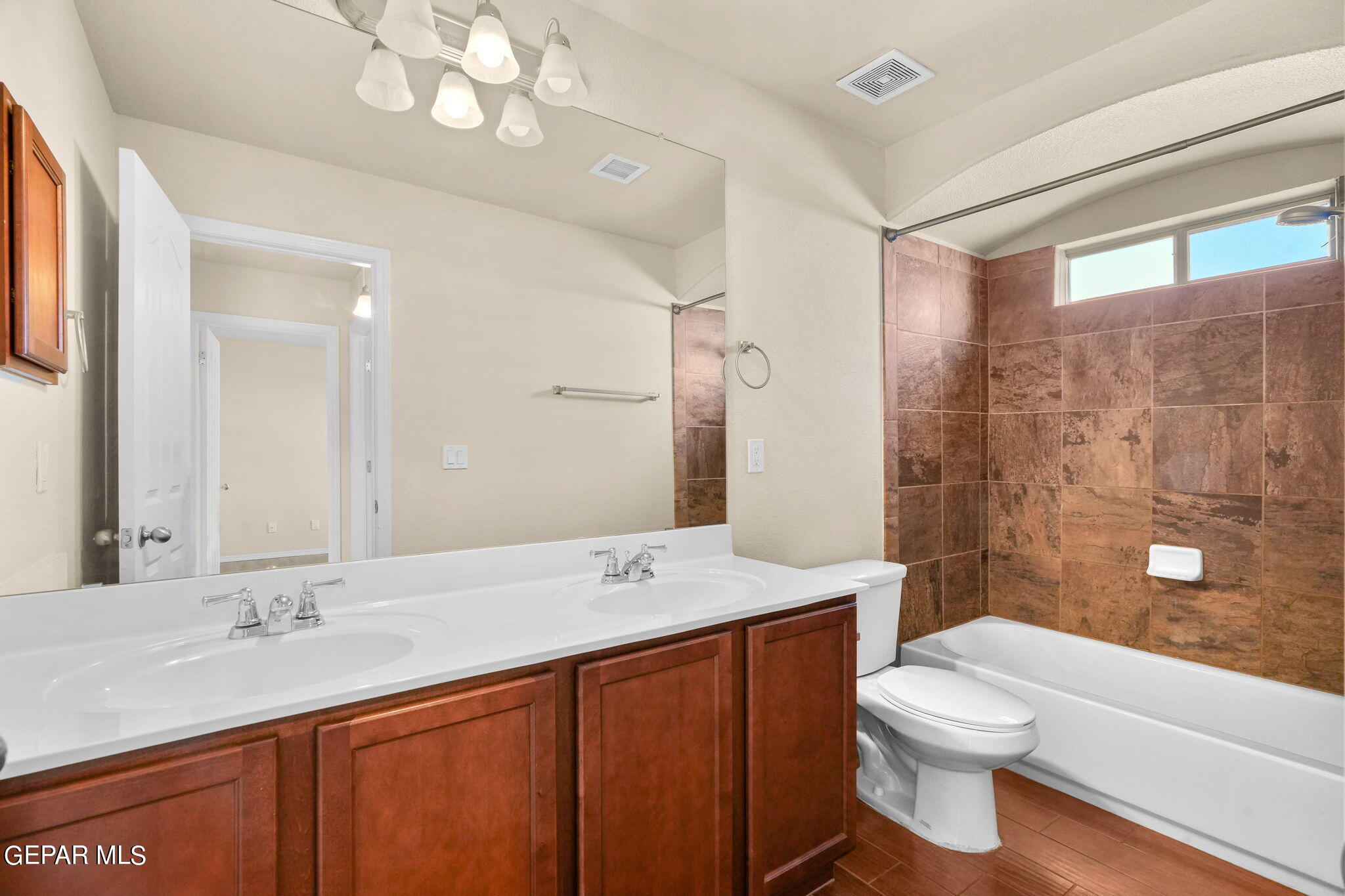 7657 MUNDY CREEK Drive