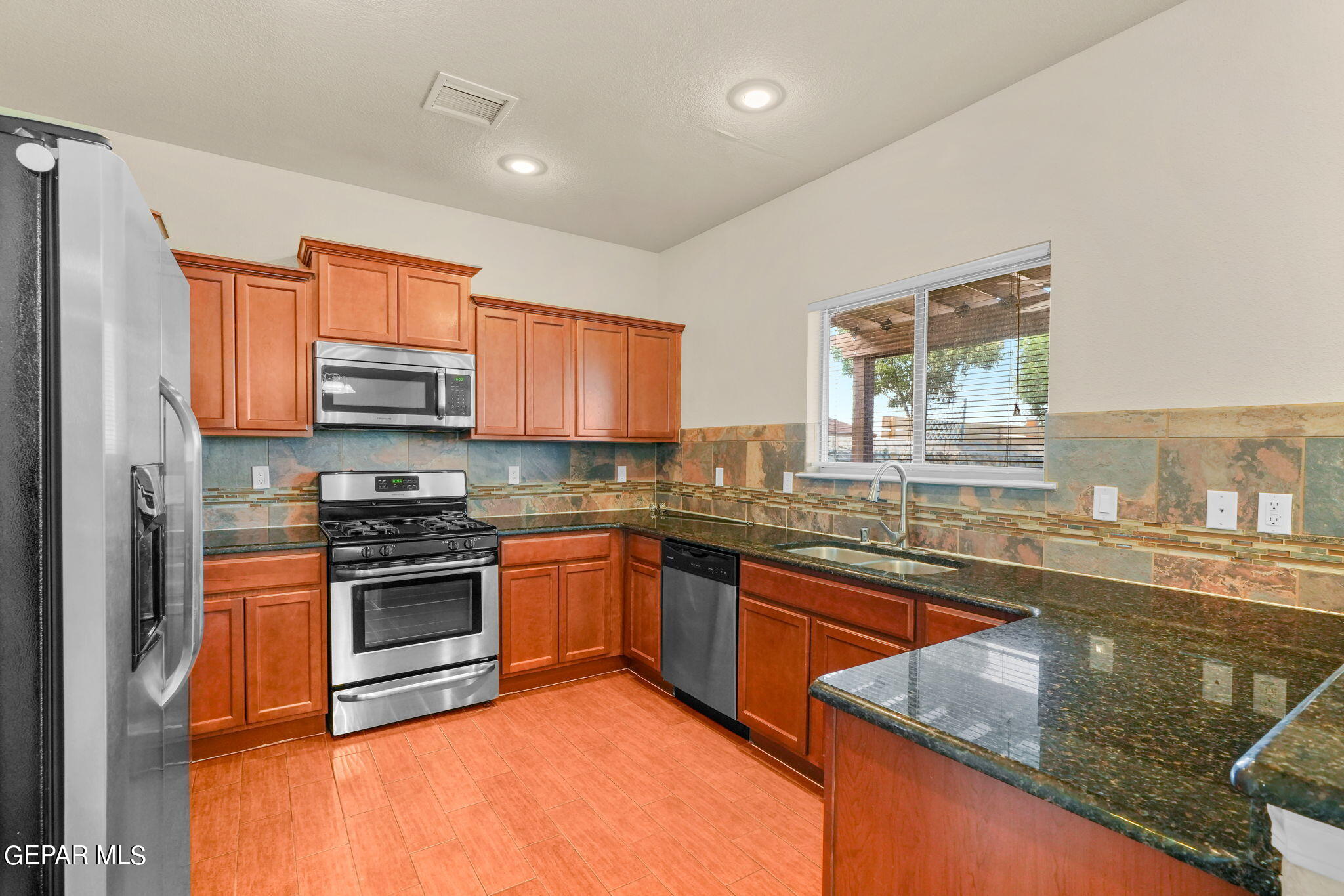 7657 MUNDY CREEK Drive