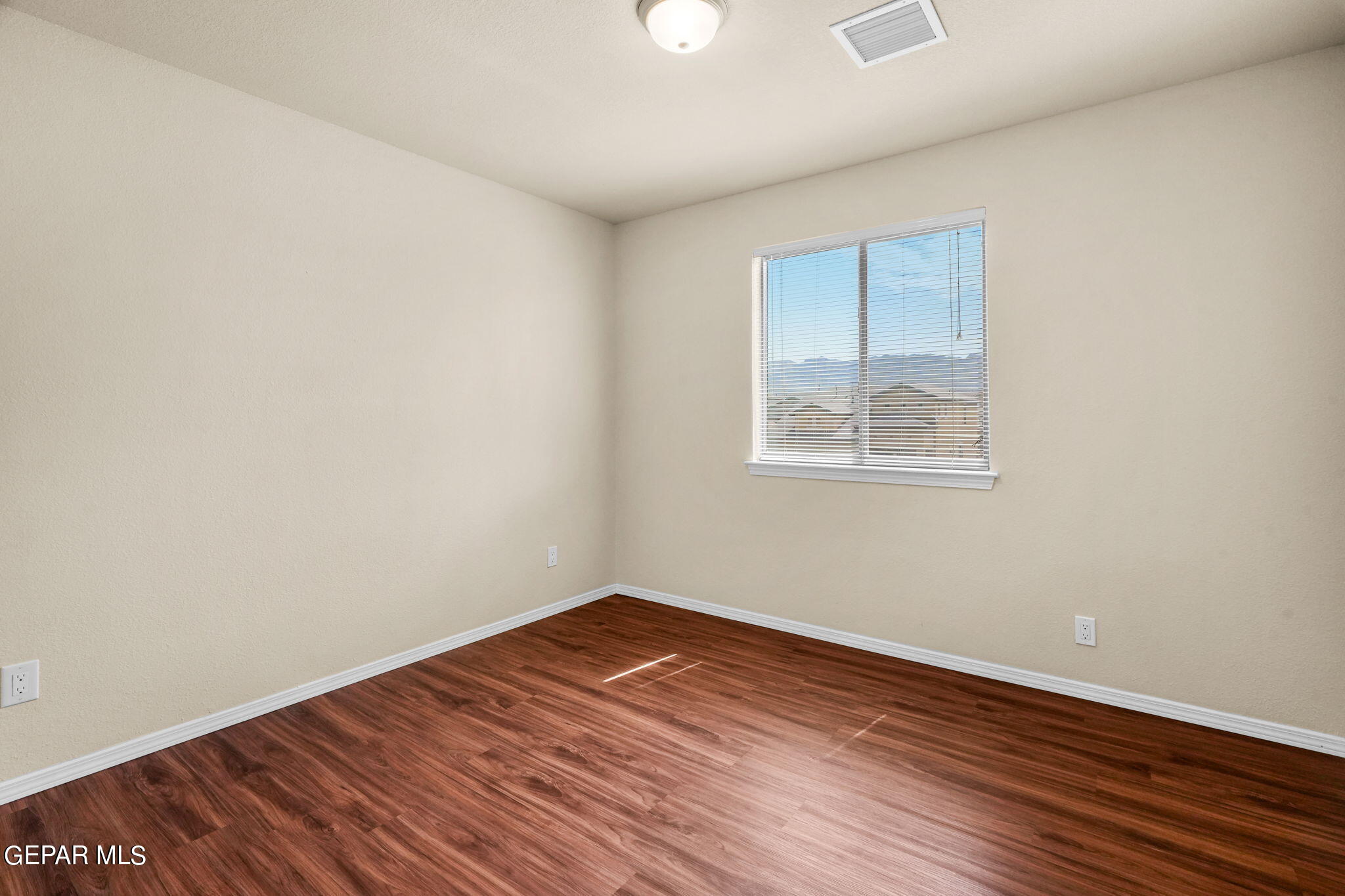 7657 MUNDY CREEK Drive