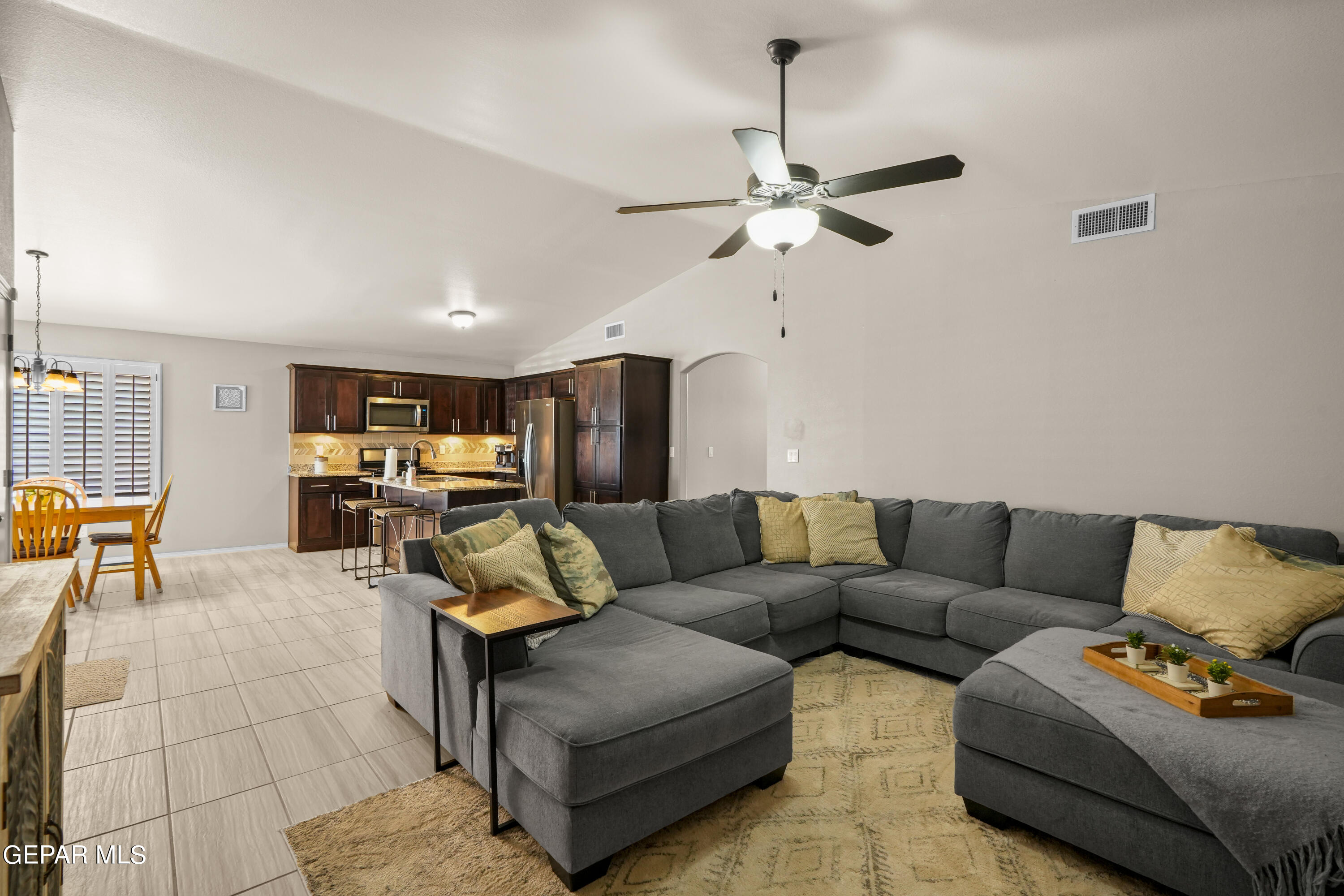 1921 Tim Foster Street