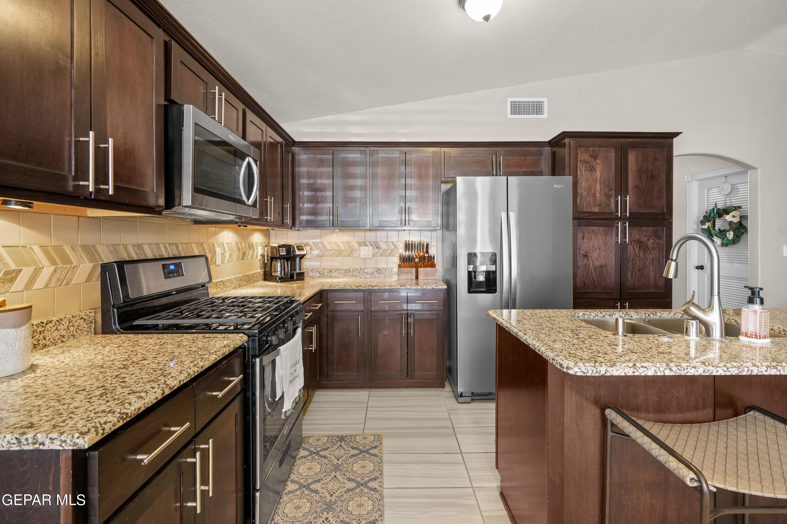 1921 Tim Foster Street