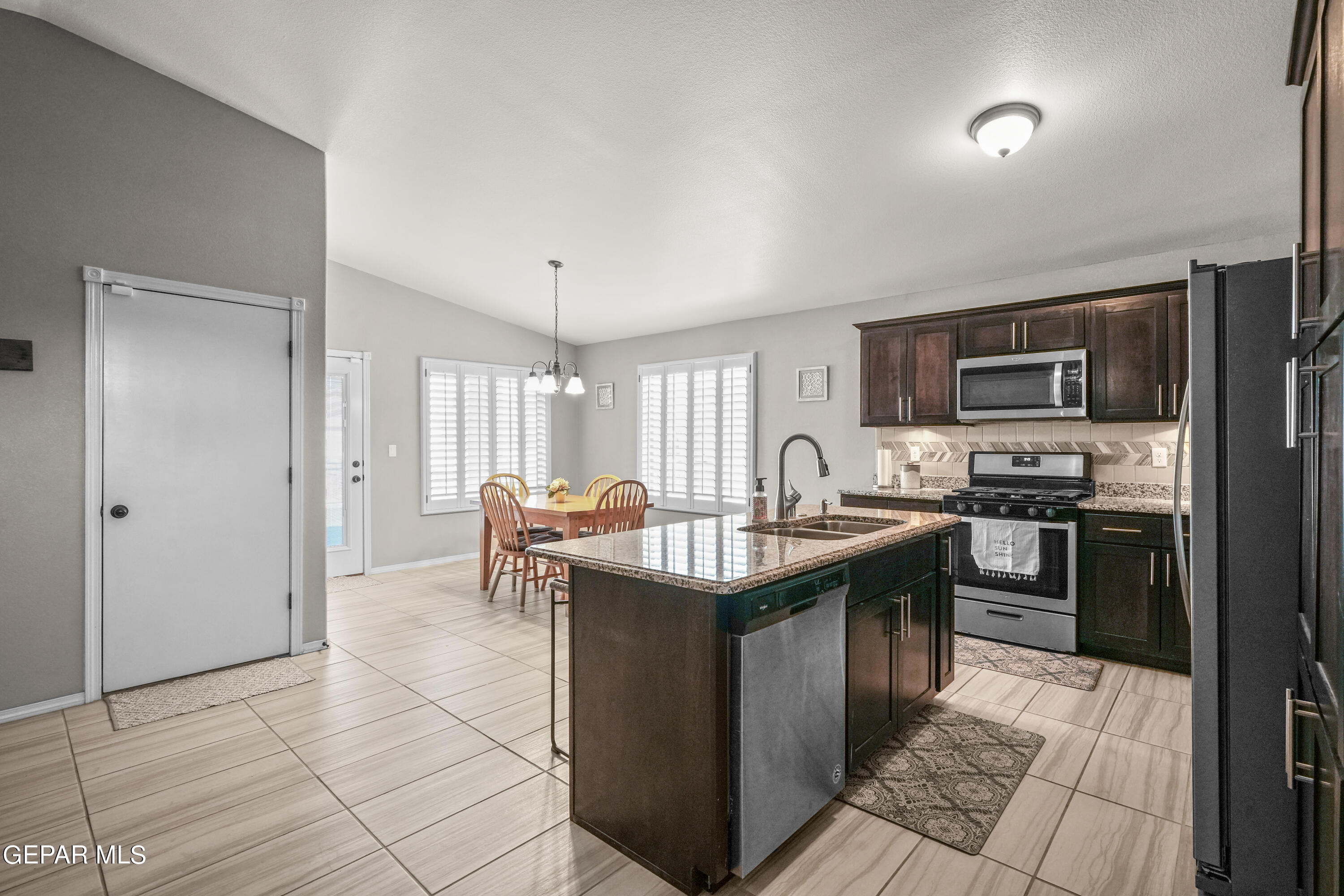 1921 Tim Foster Street