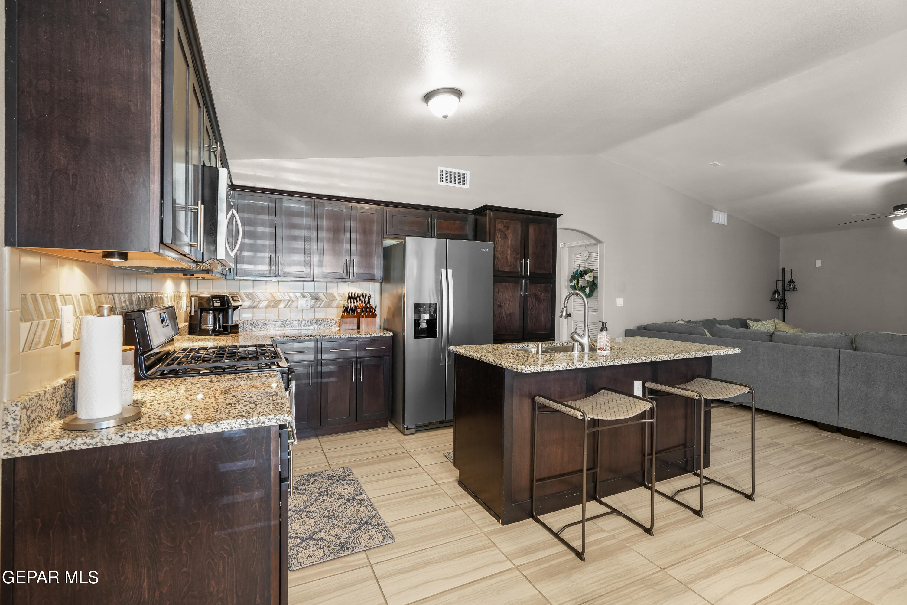 1921 Tim Foster Street