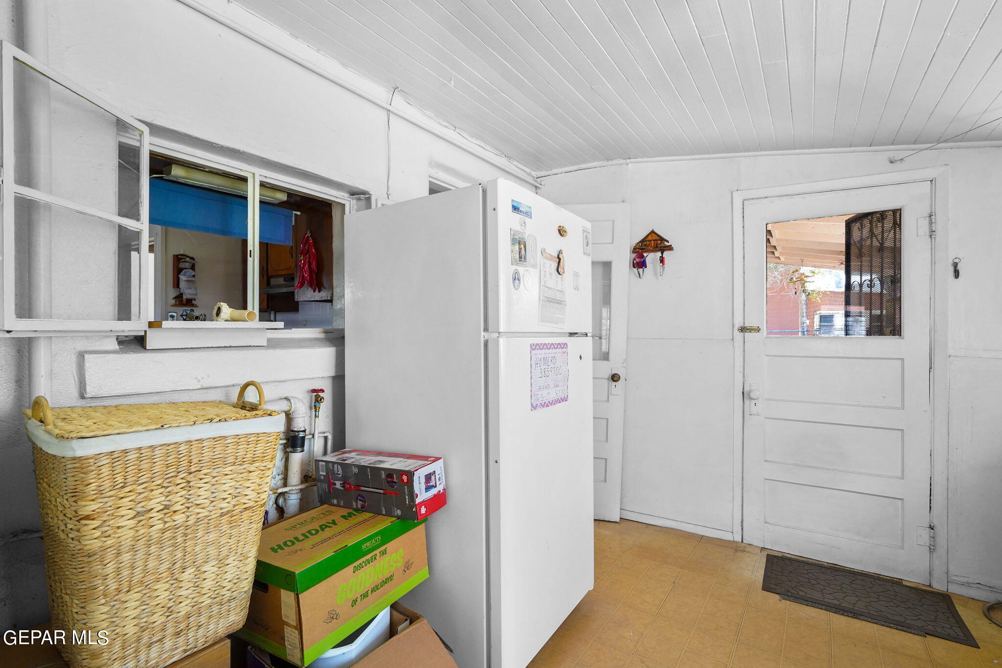 7672 Wenda Way Drive