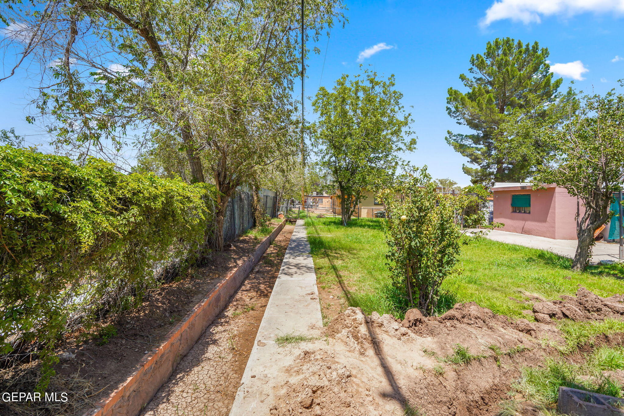 7672 Wenda Way Drive