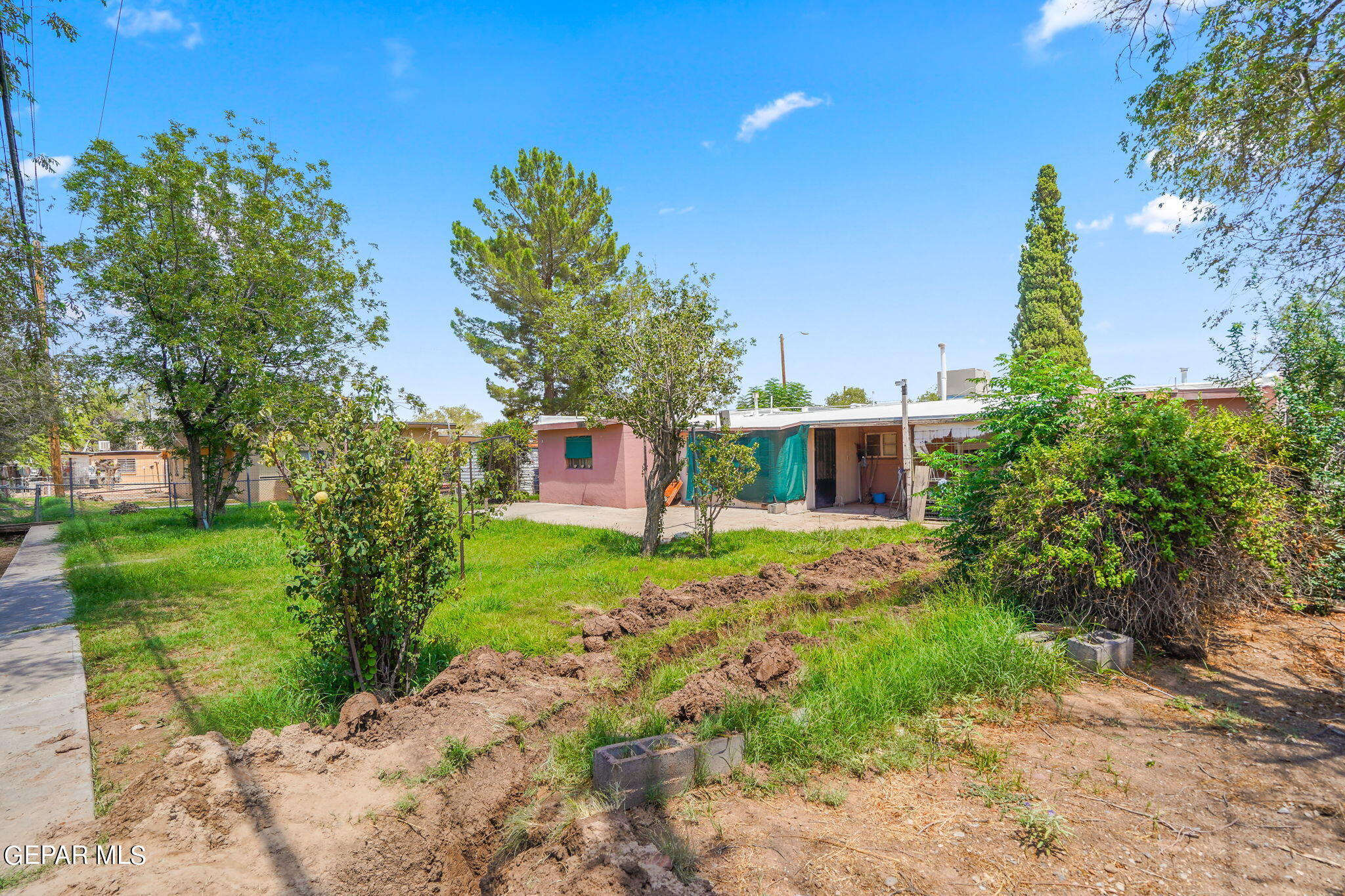 7672 Wenda Way Drive