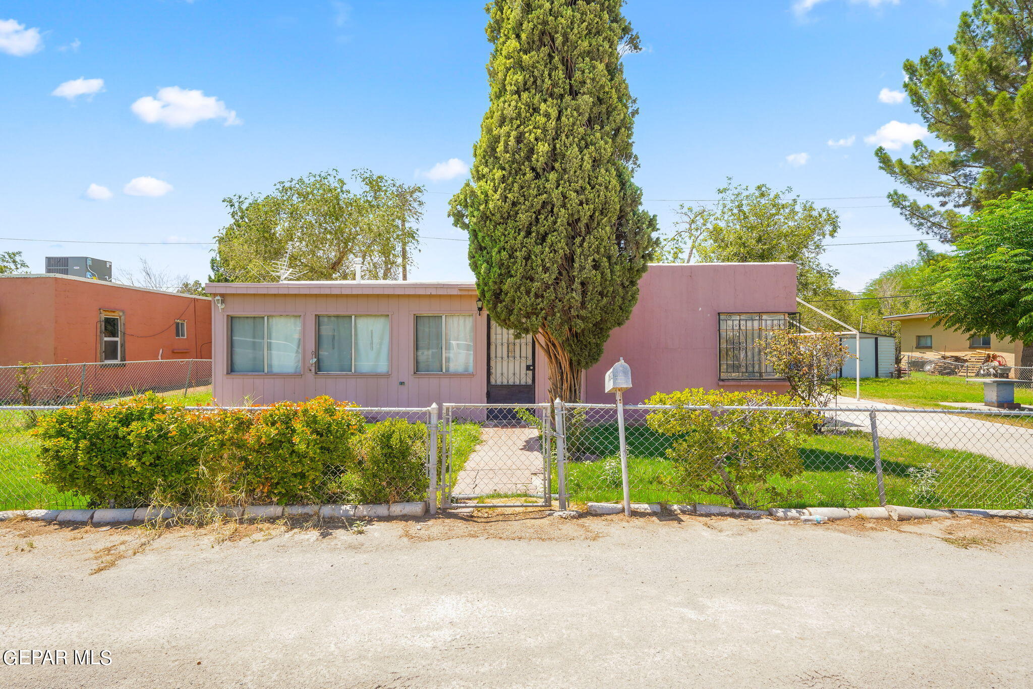 7672 Wenda Way Drive