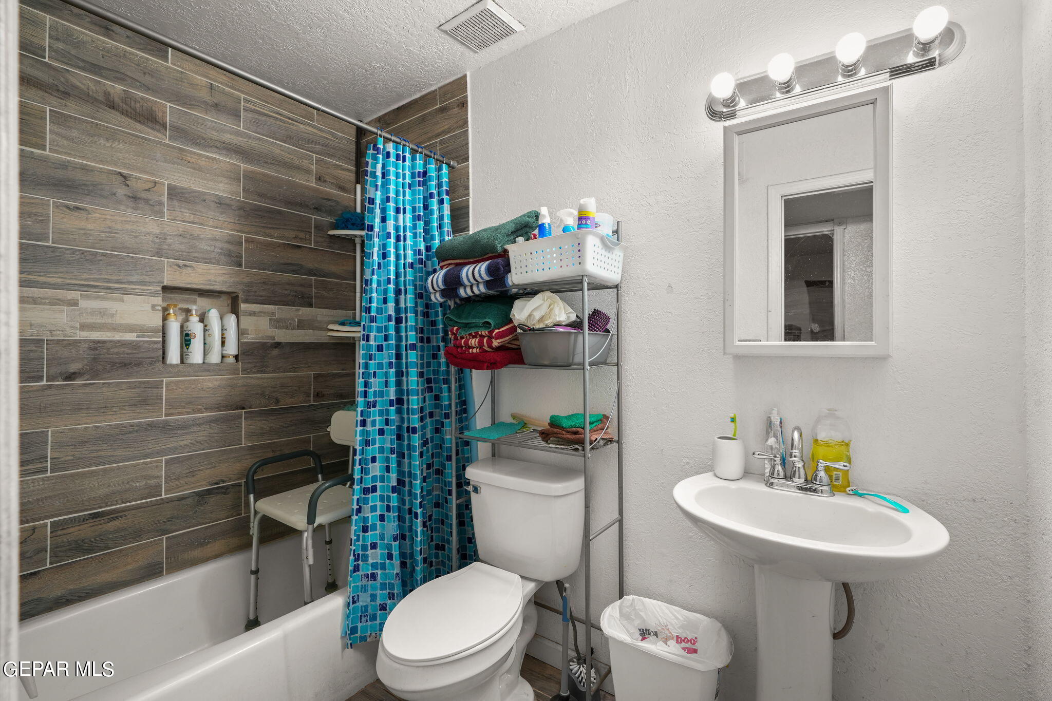 2400 GENE LITTLER Drive