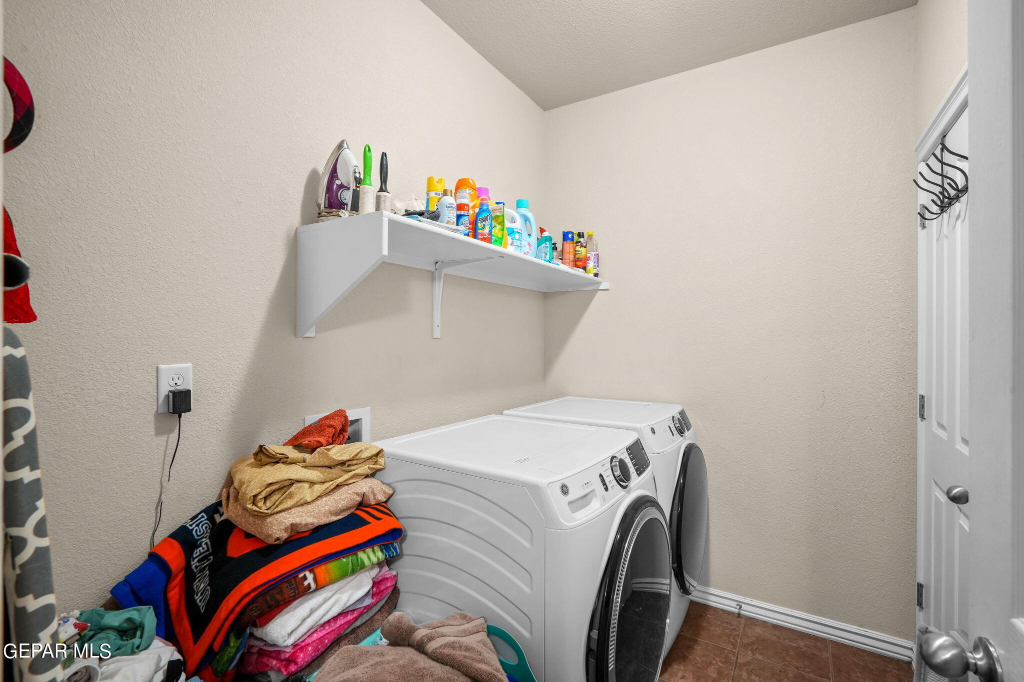 6809 Inca Dove Drive