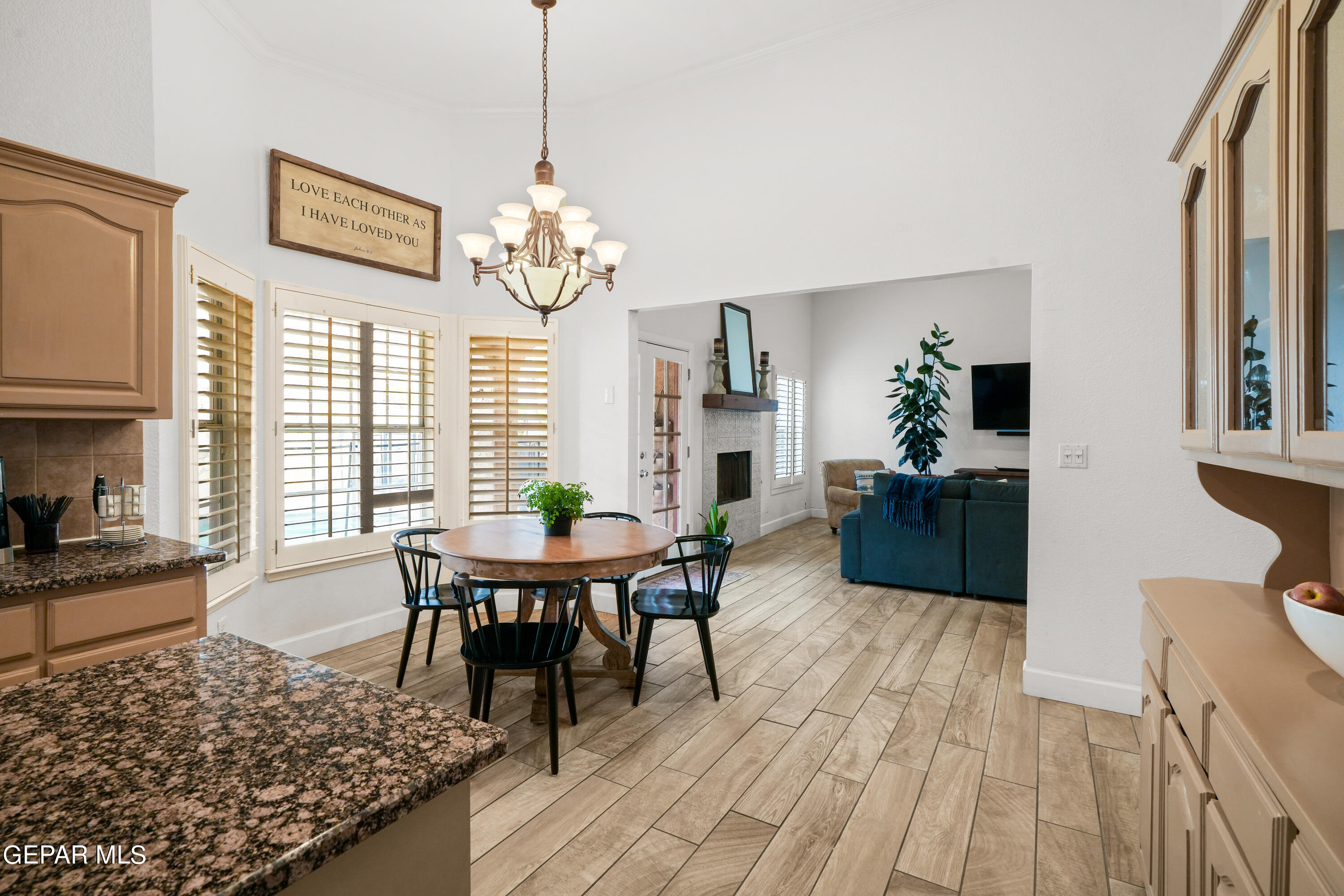 6537 WIND RIDGE Drive