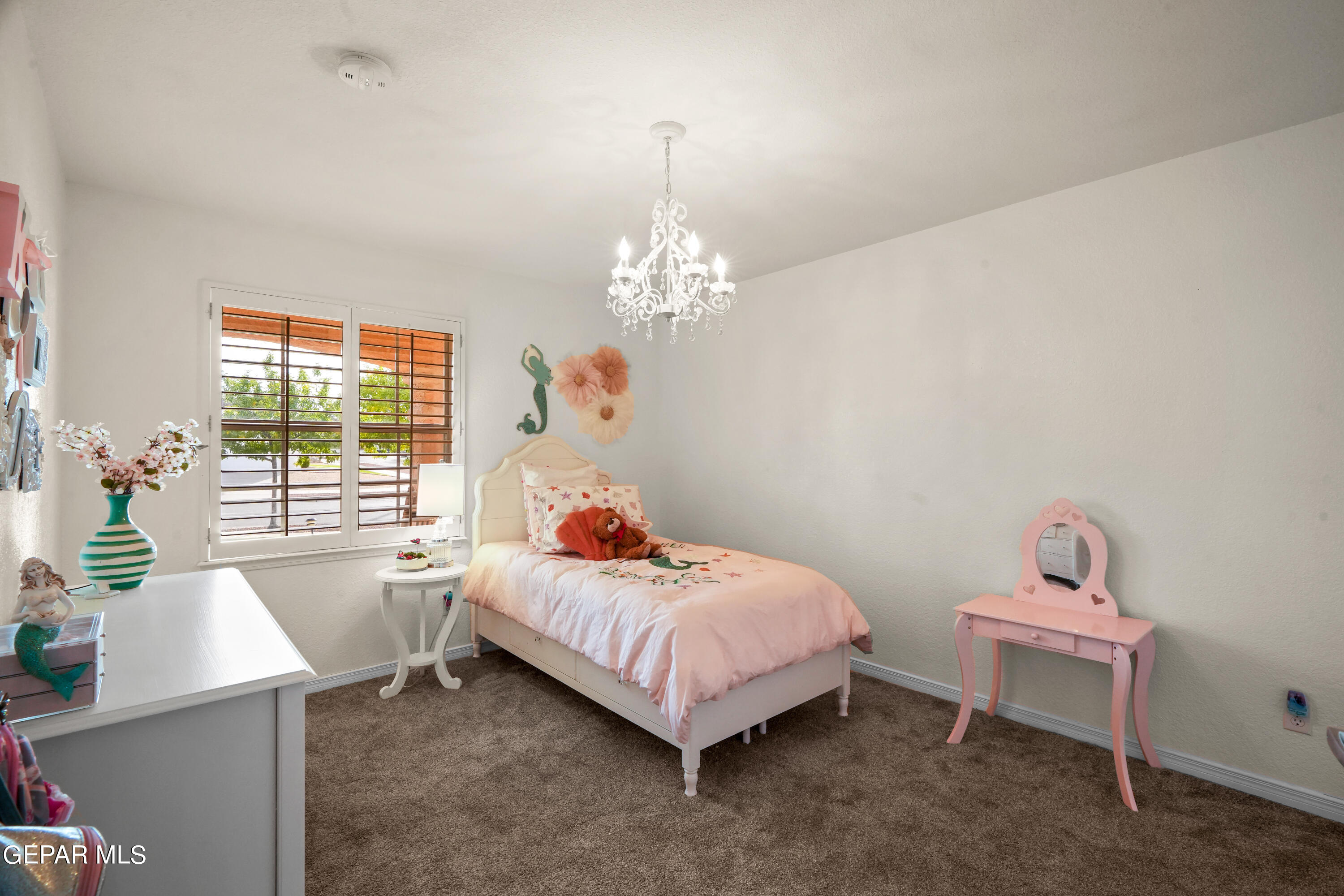 6537 WIND RIDGE Drive