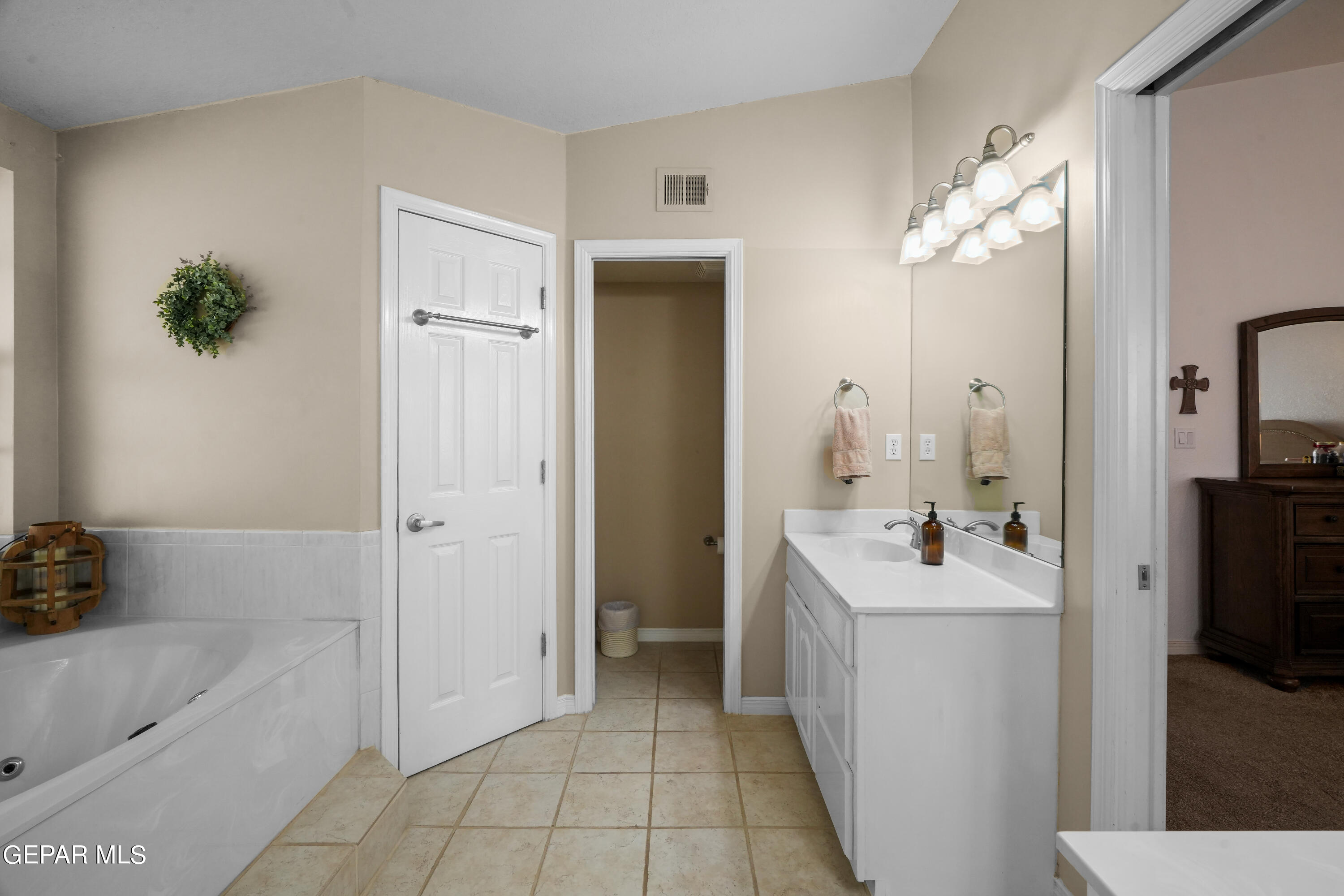 6537 WIND RIDGE Drive