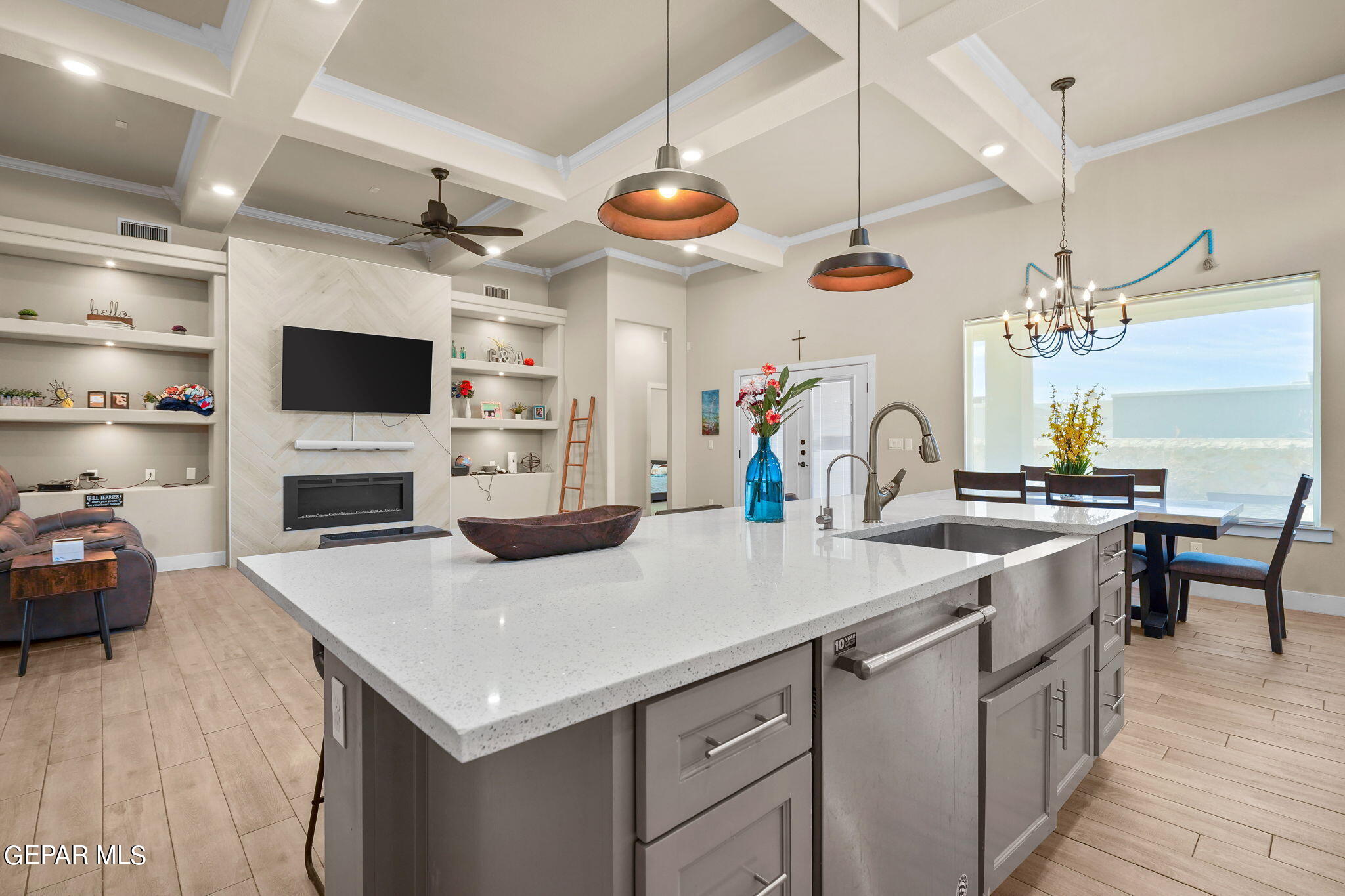 2195 ENCHANTED CREST Drive