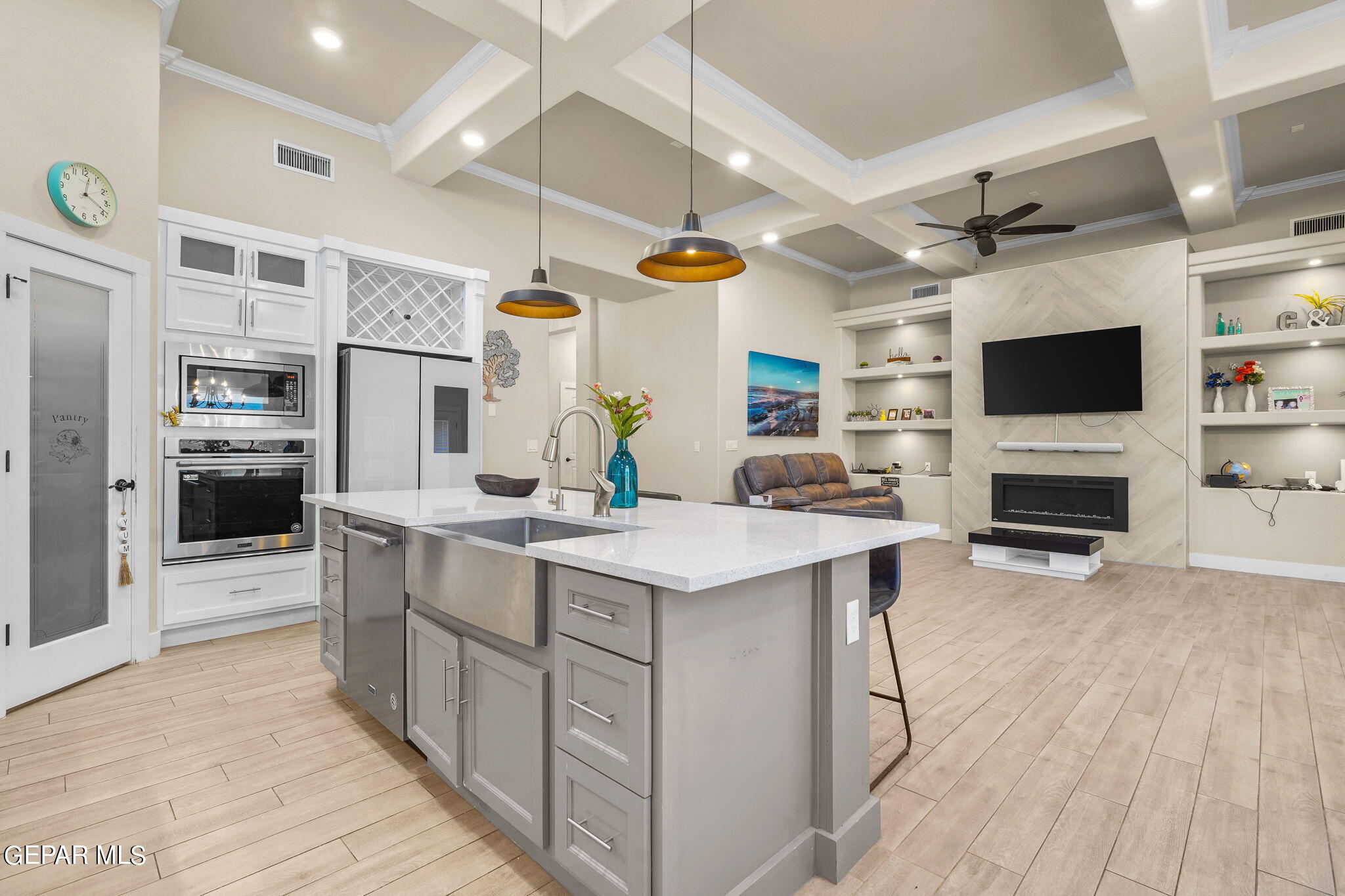 2195 ENCHANTED CREST Drive