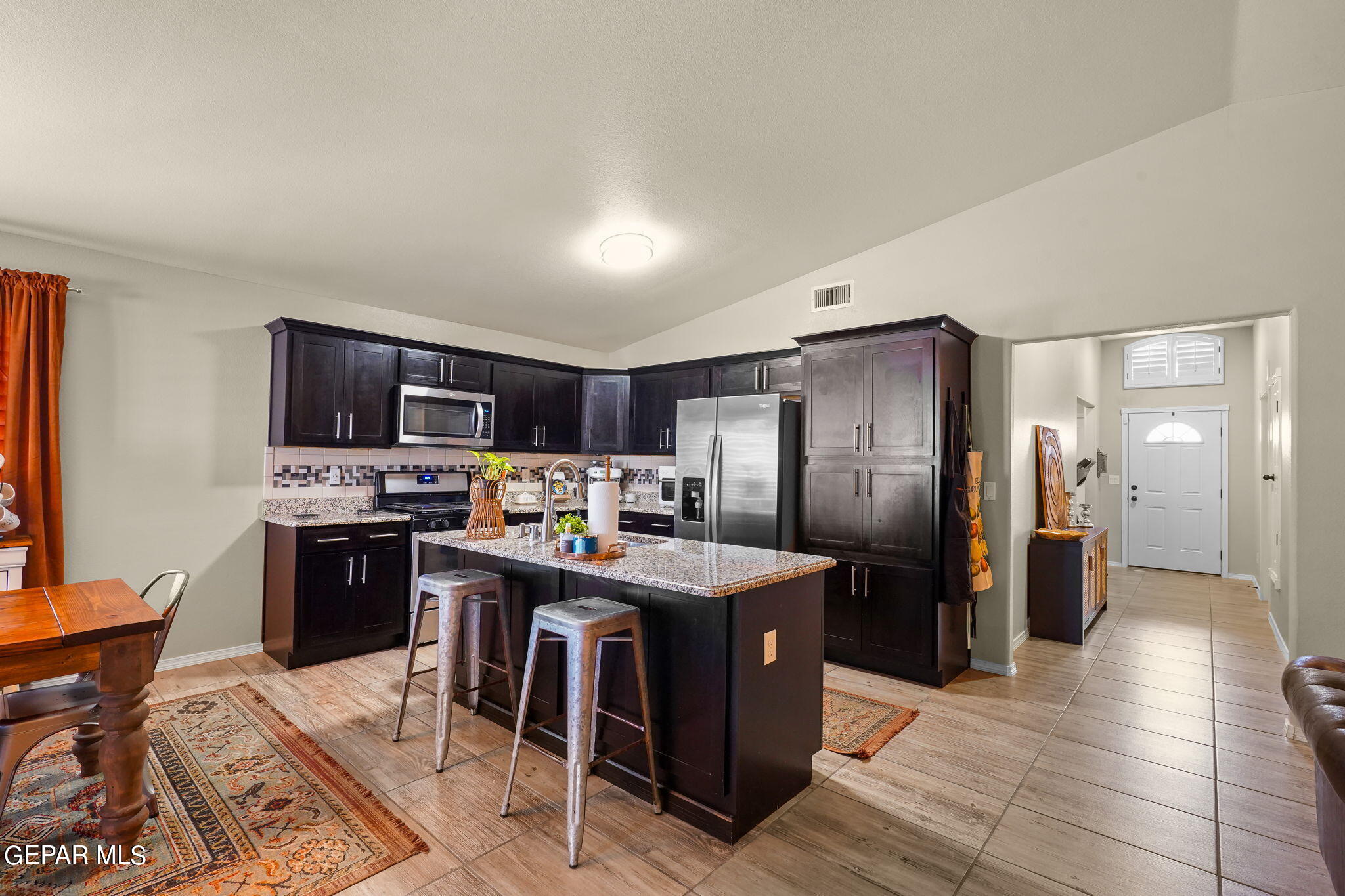 1909 WILLIAM CAPLES Street