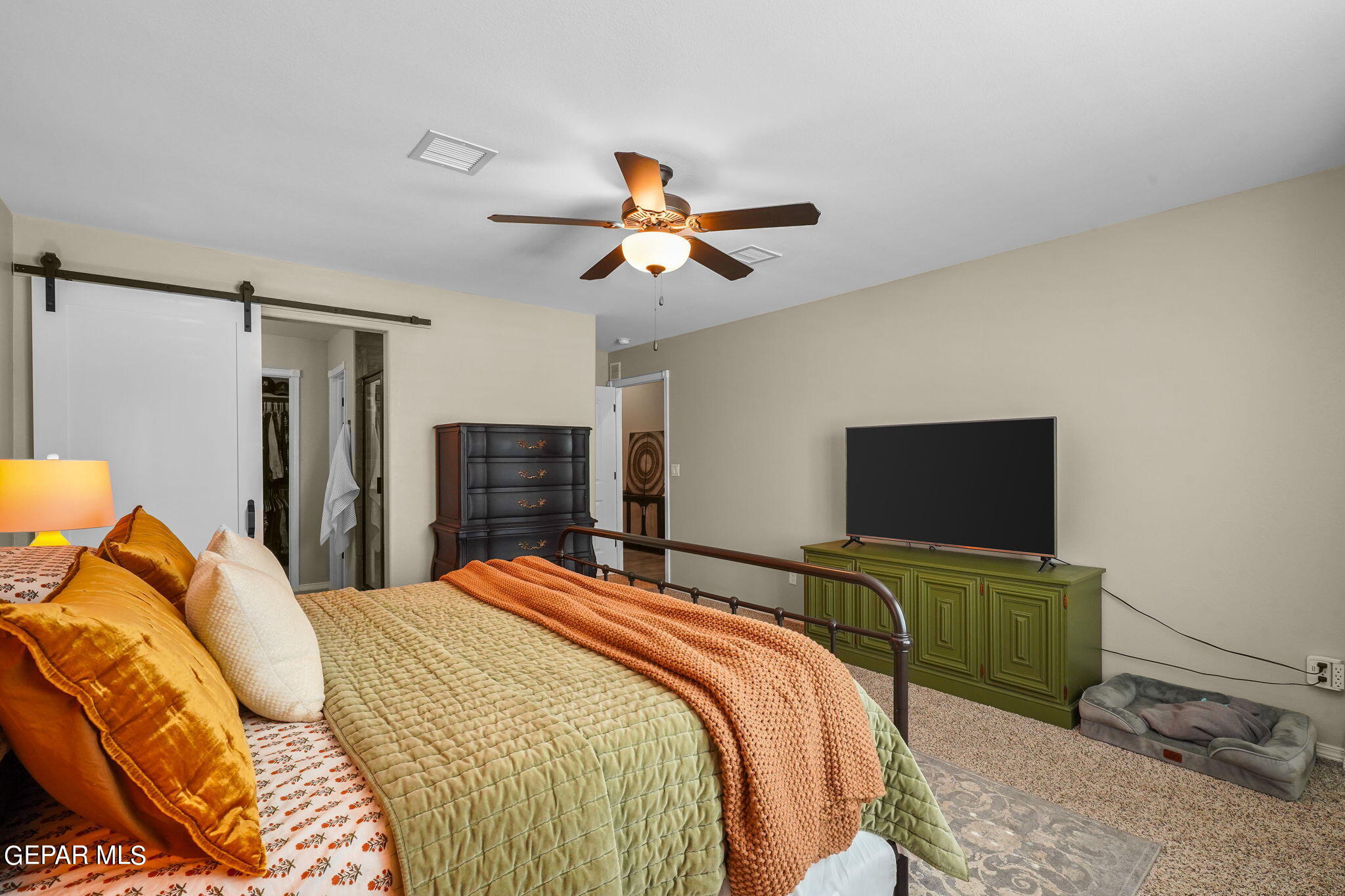 1909 WILLIAM CAPLES Street