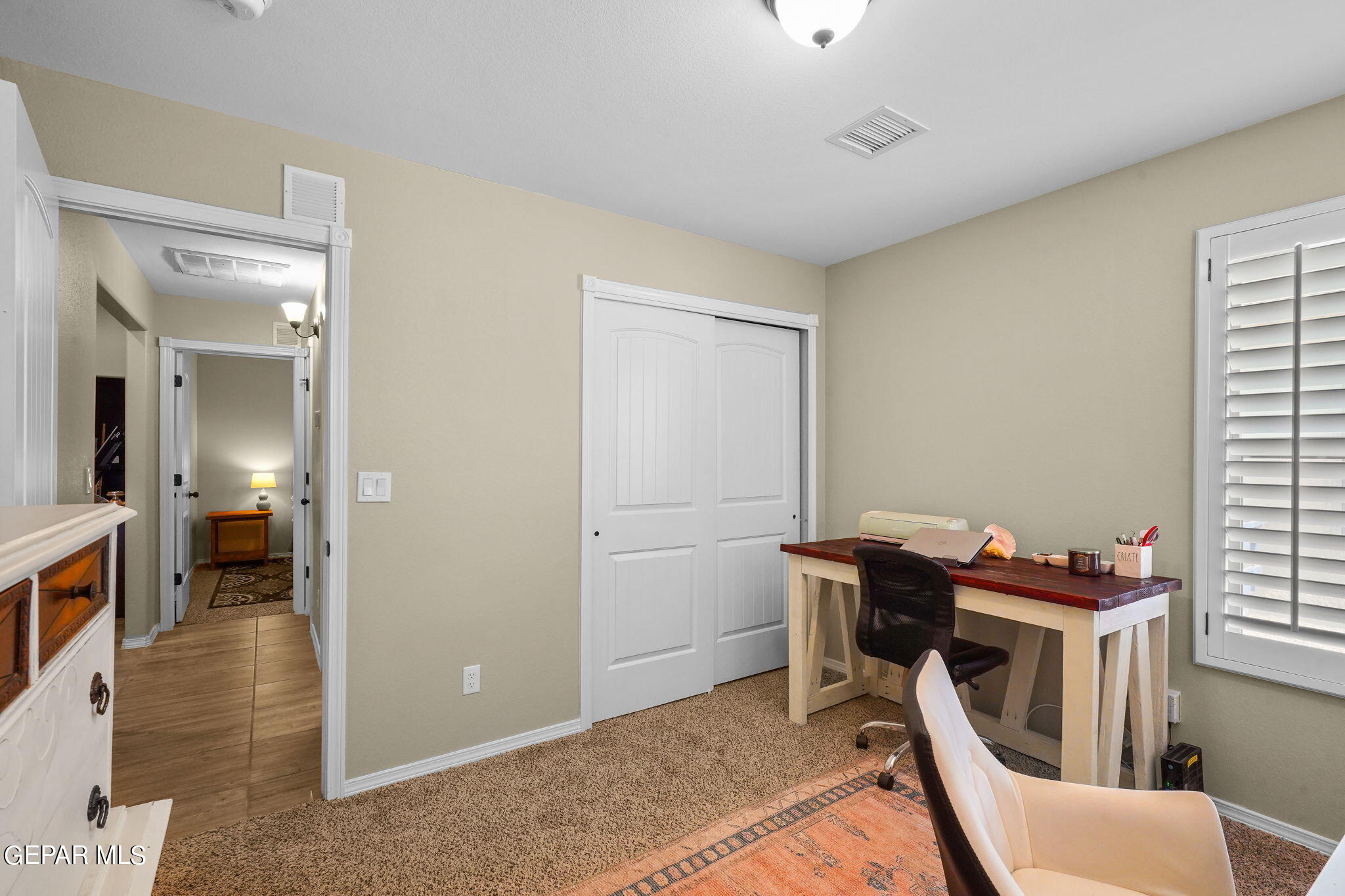 1909 WILLIAM CAPLES Street