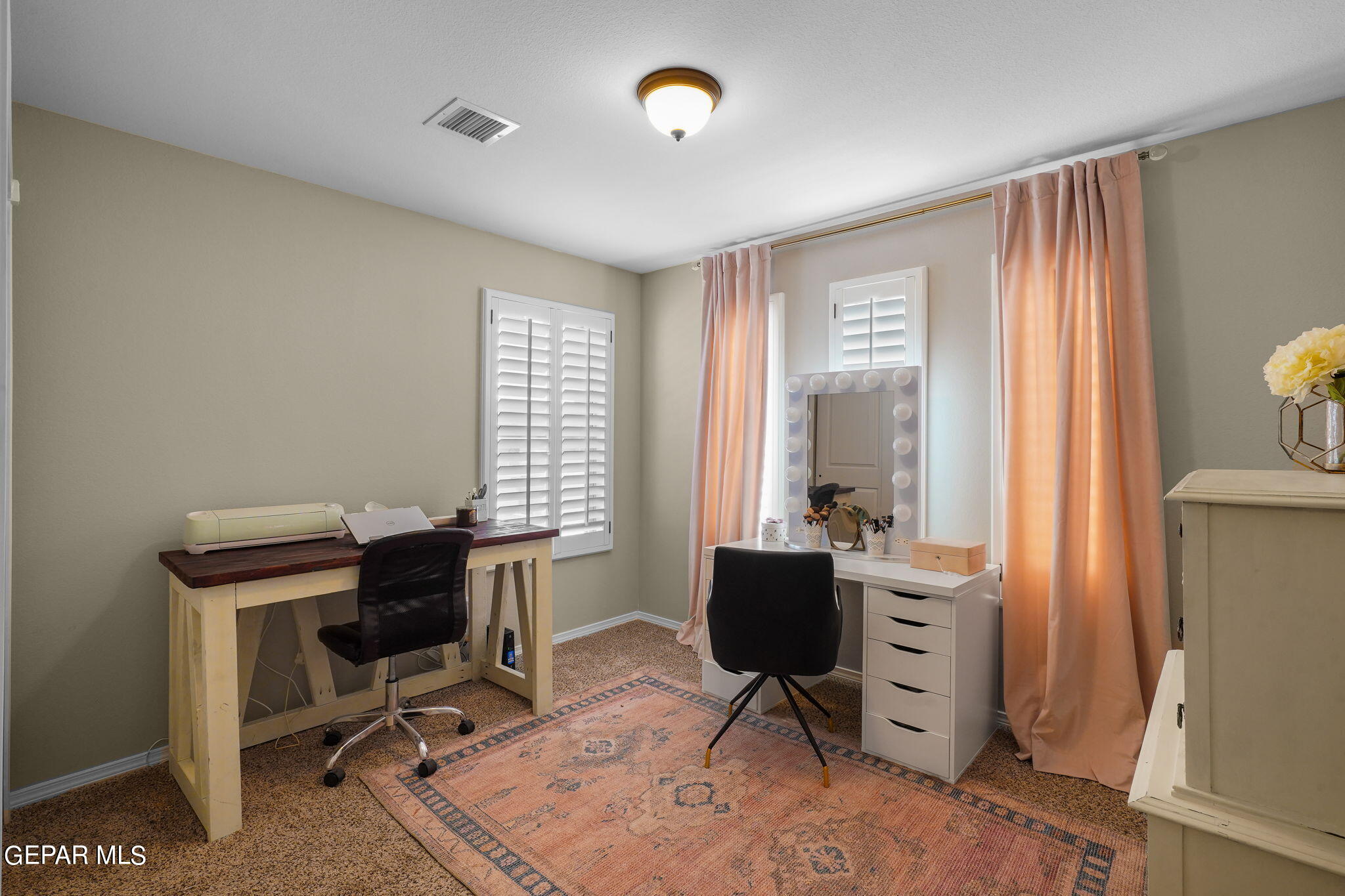 1909 WILLIAM CAPLES Street