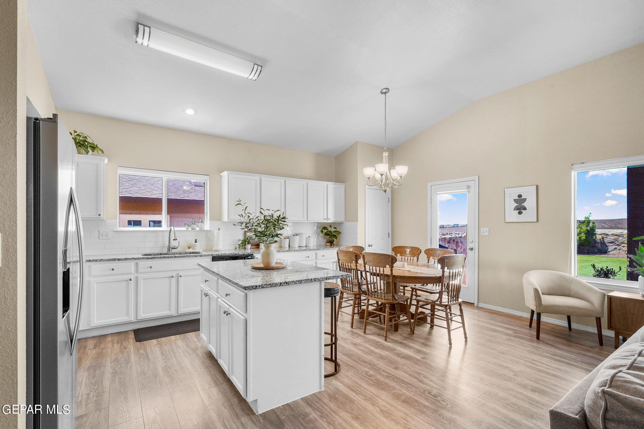 6813 Inca Dove Drive