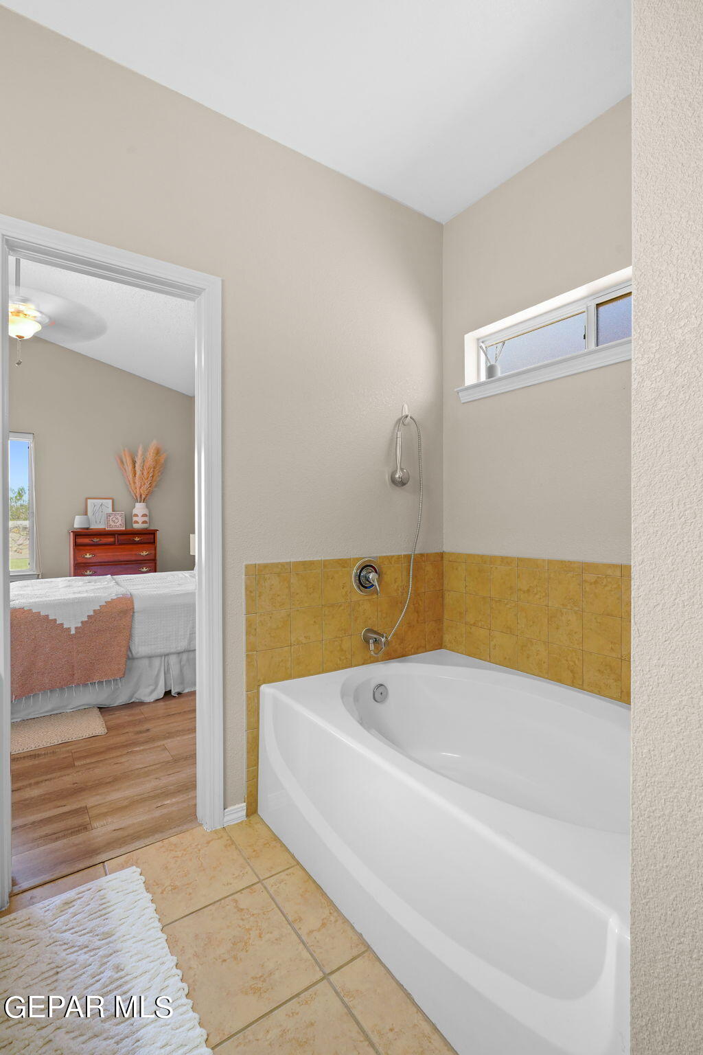 6813 Inca Dove Drive