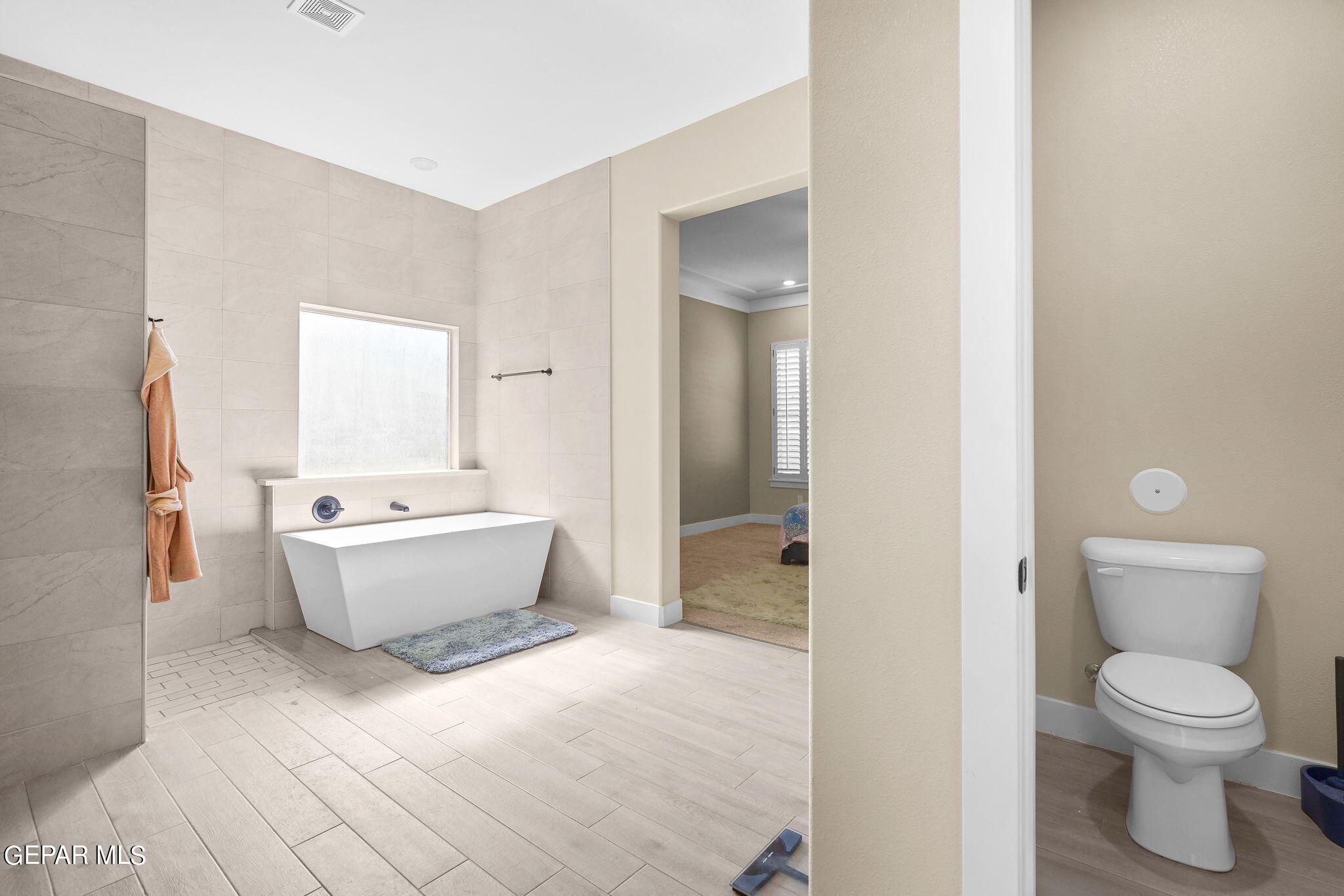 2195 Enchanted Crst Drive