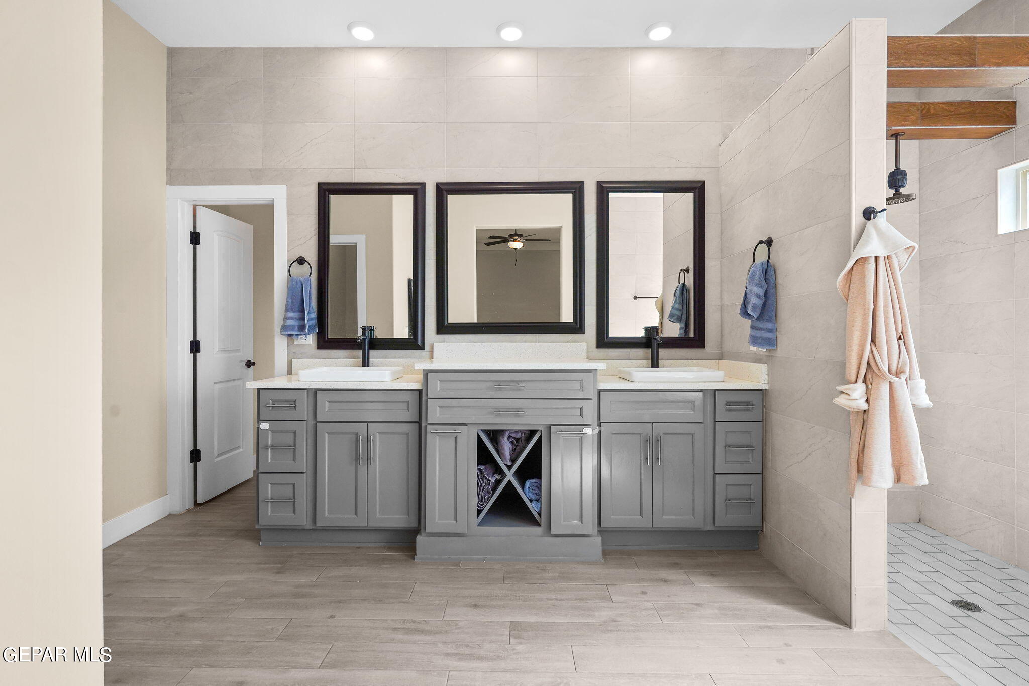 2195 Enchanted Crst Drive