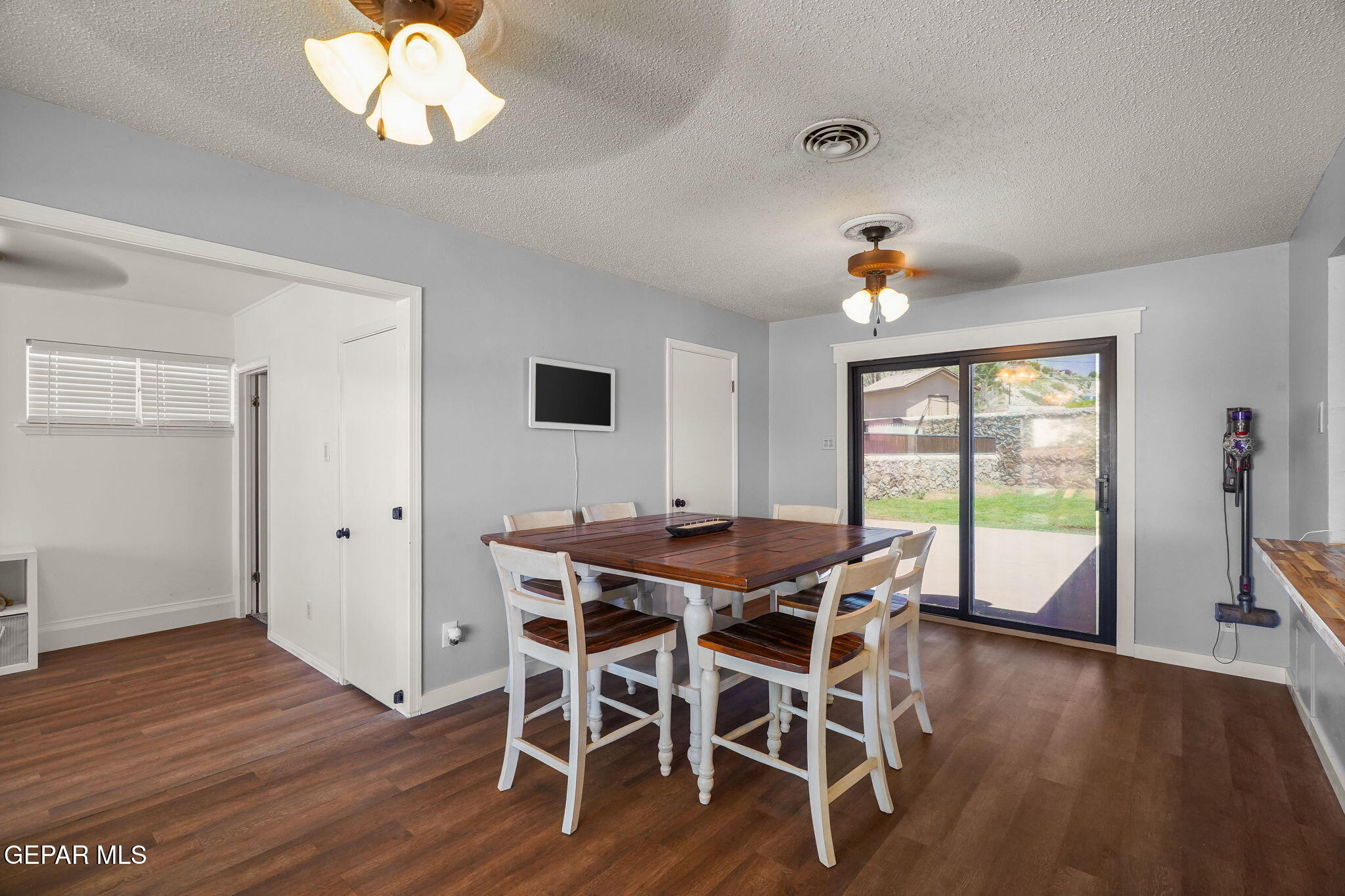 217 VIKING Drive