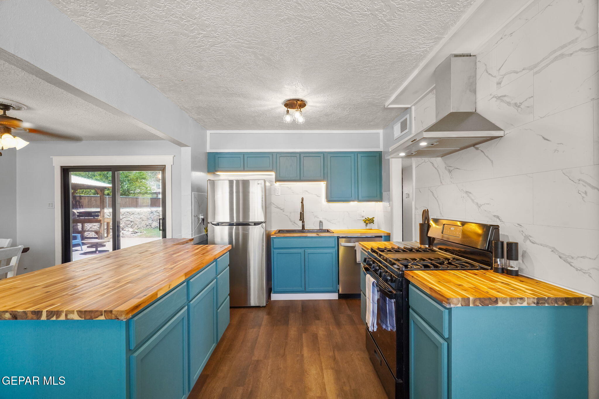 217 VIKING Drive