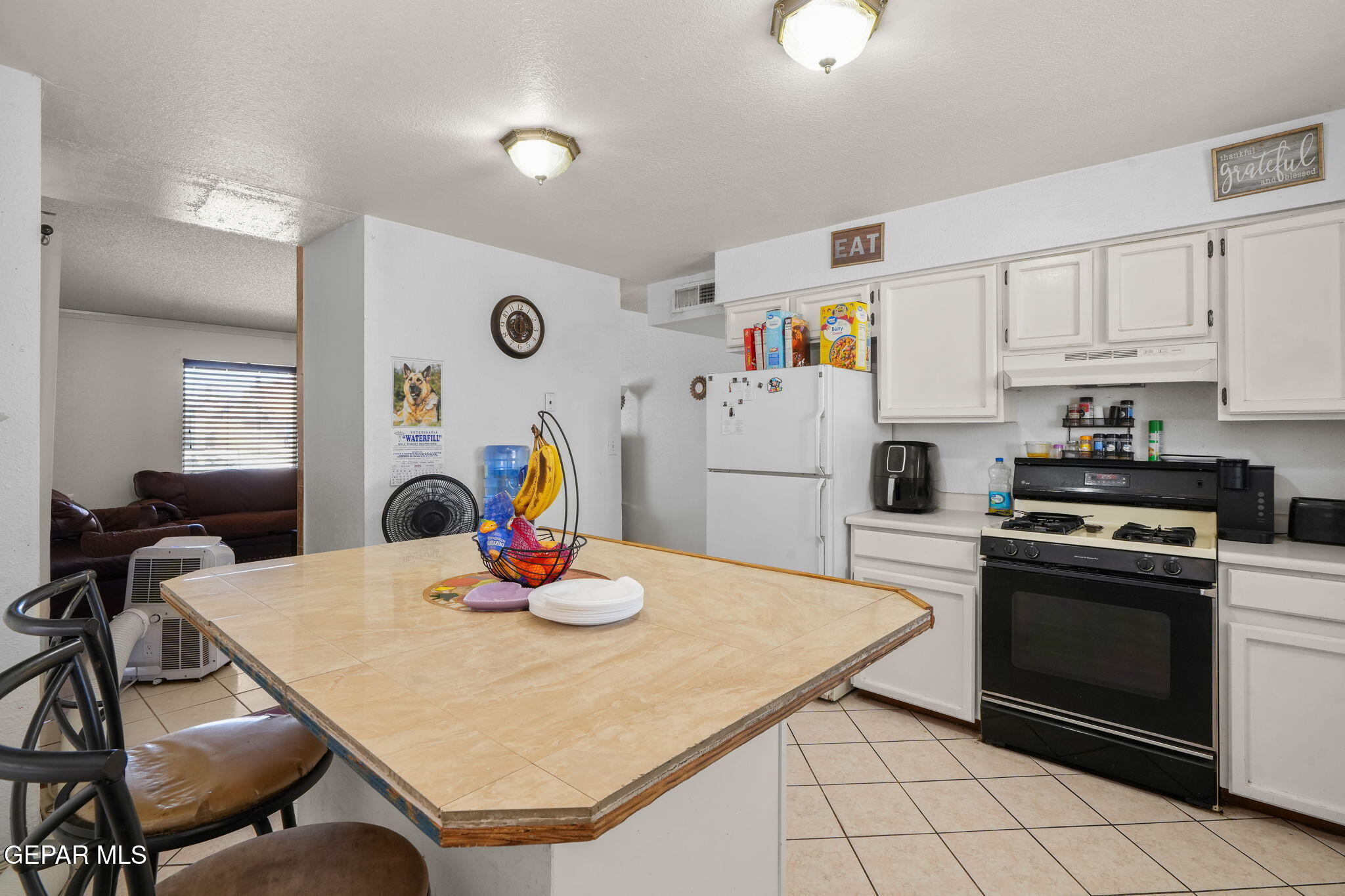 1545 SIERRA DE ORO Drive