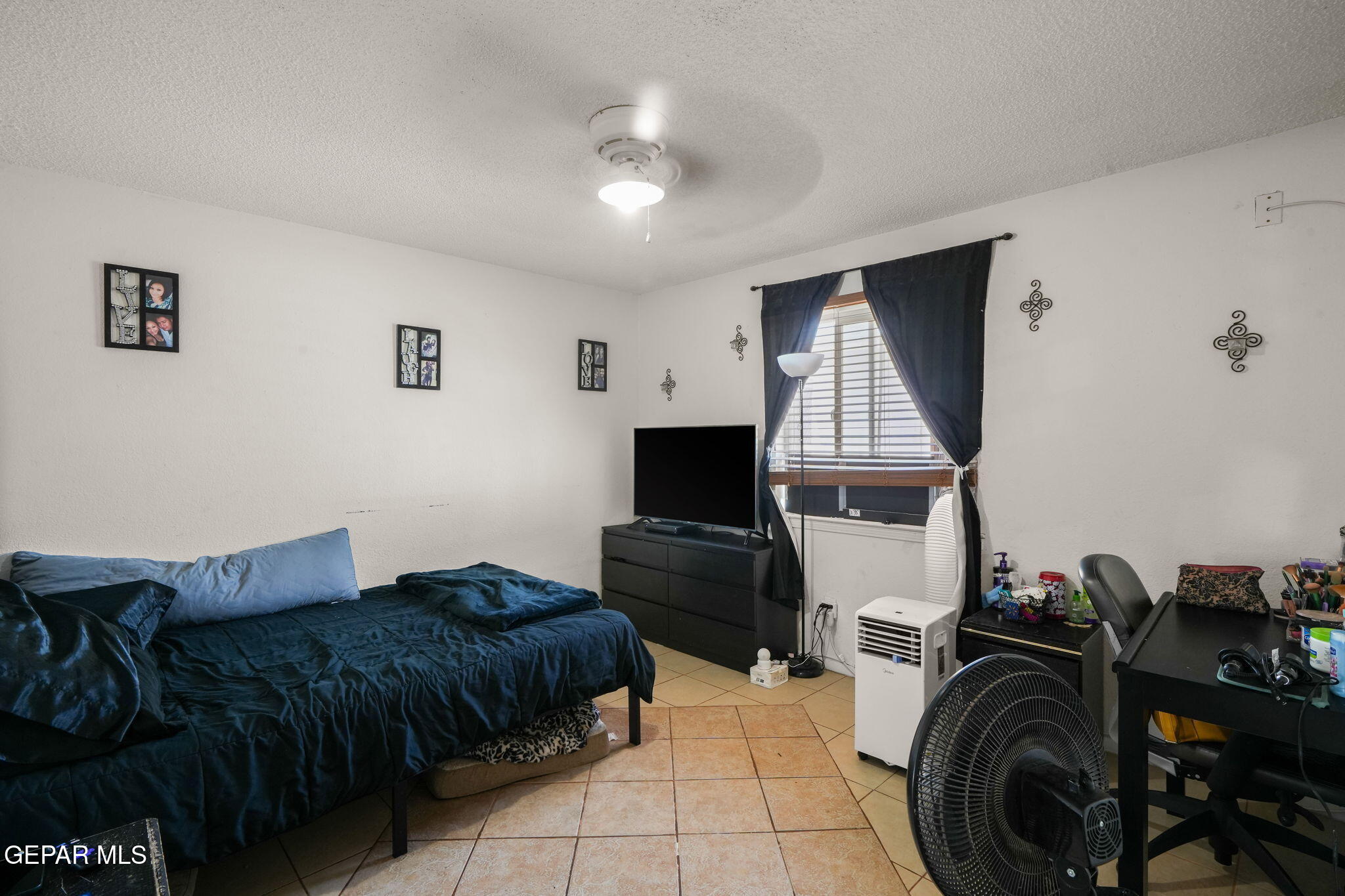 1545 SIERRA DE ORO Drive