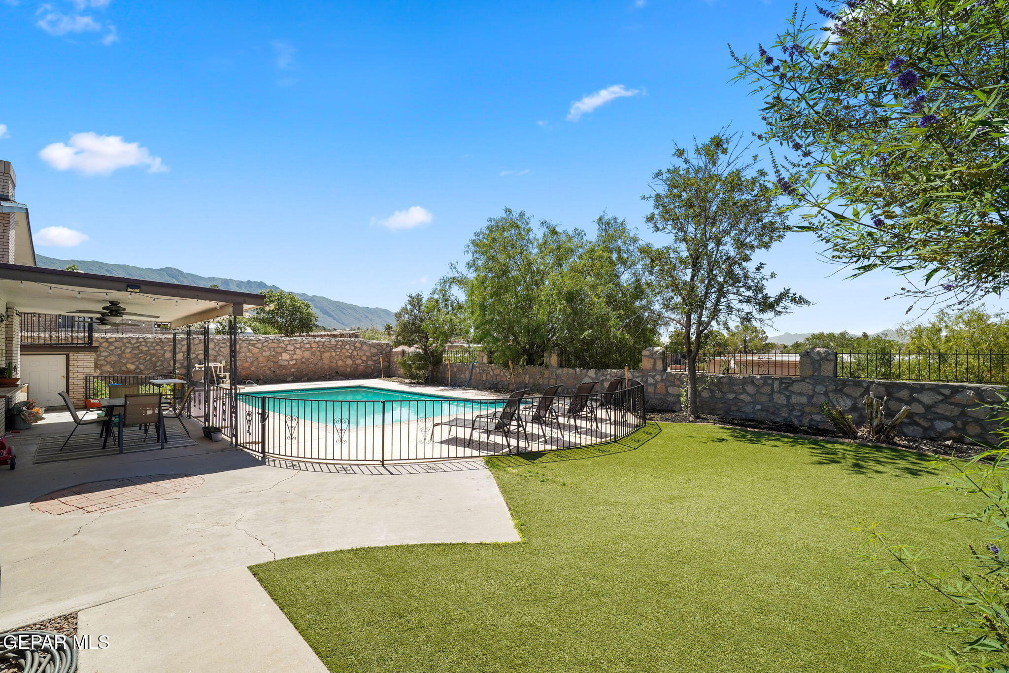 6416 PINO REAL Drive