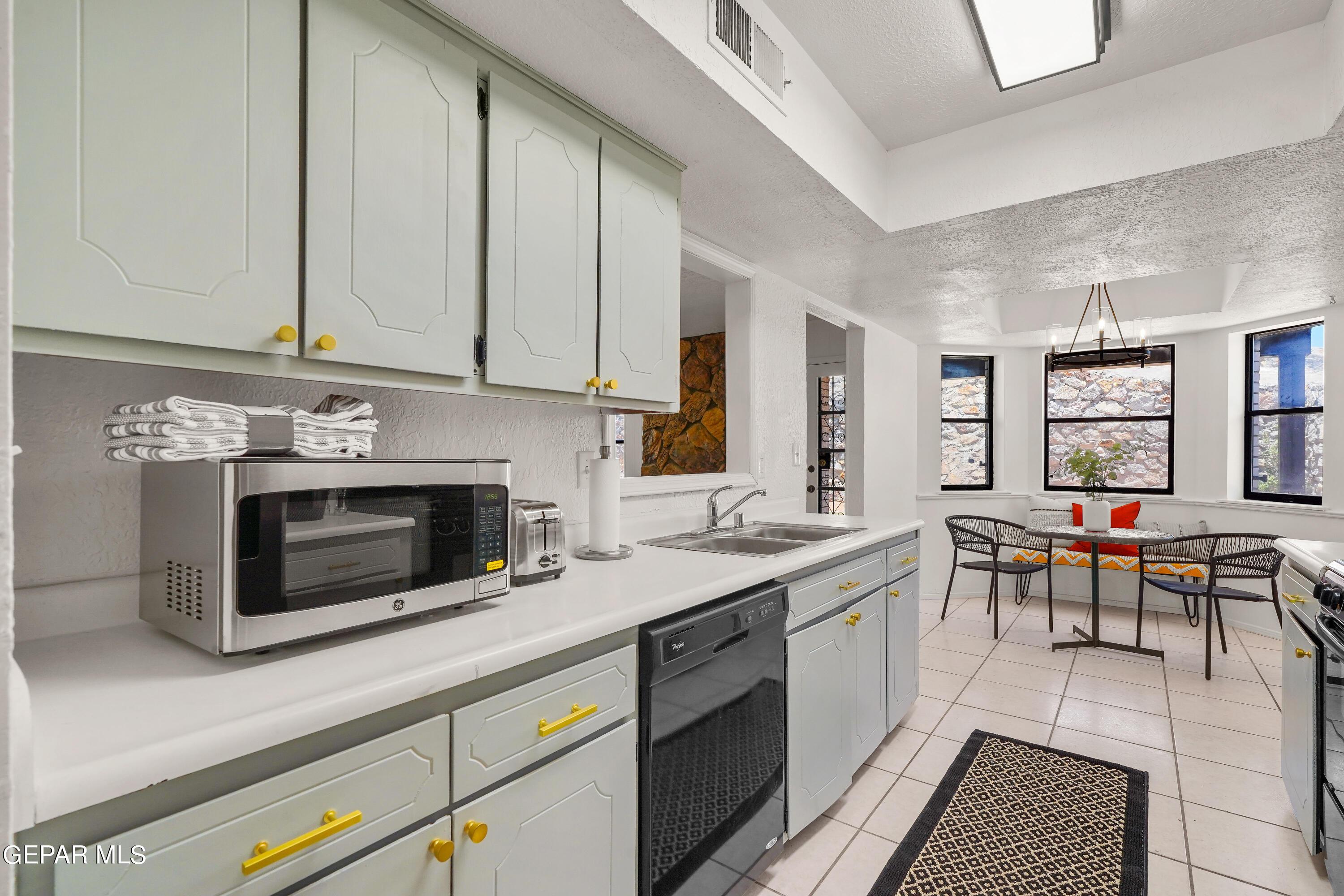 7101 CERRO NEGRO Drive