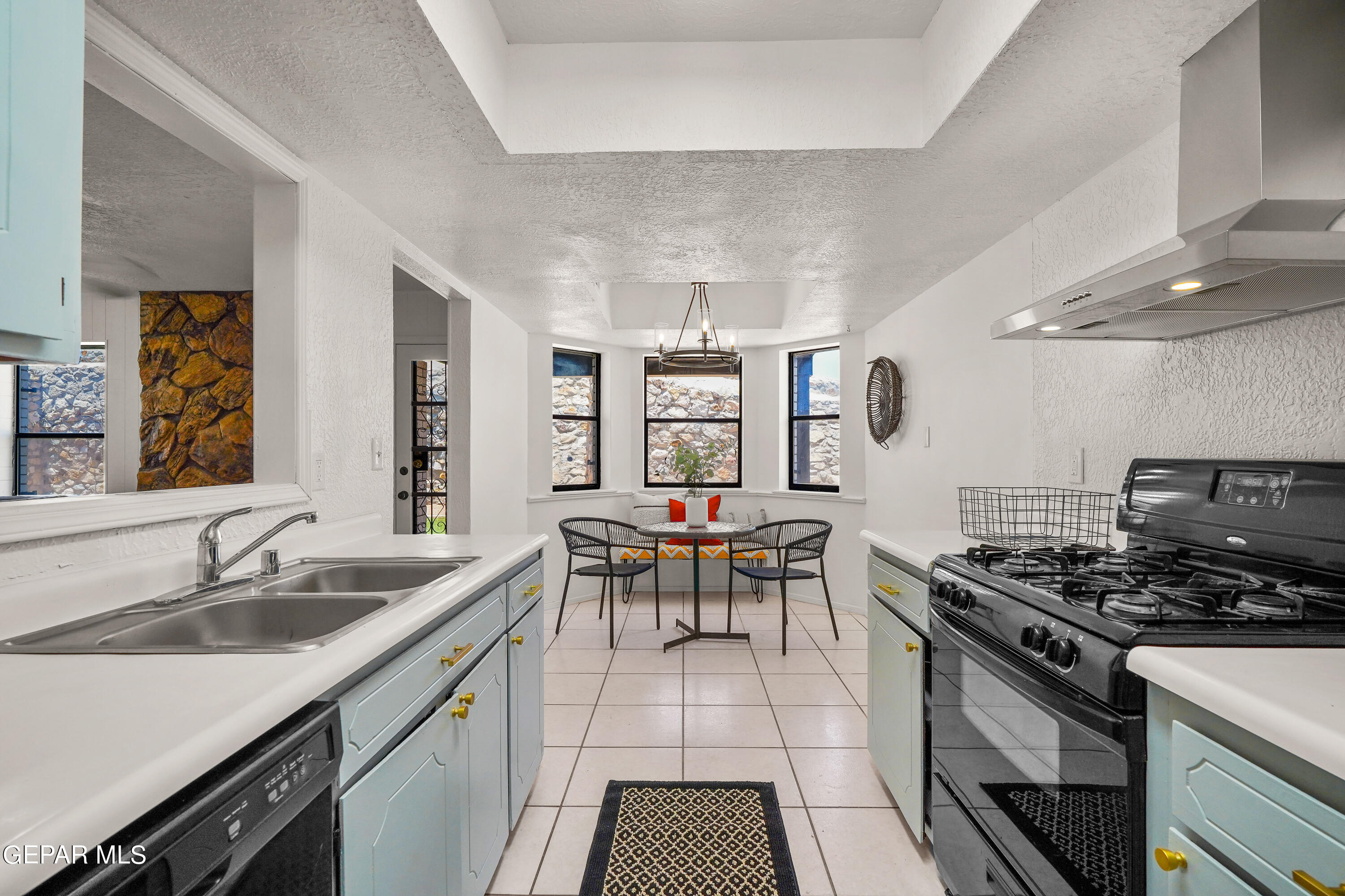 7101 CERRO NEGRO Drive