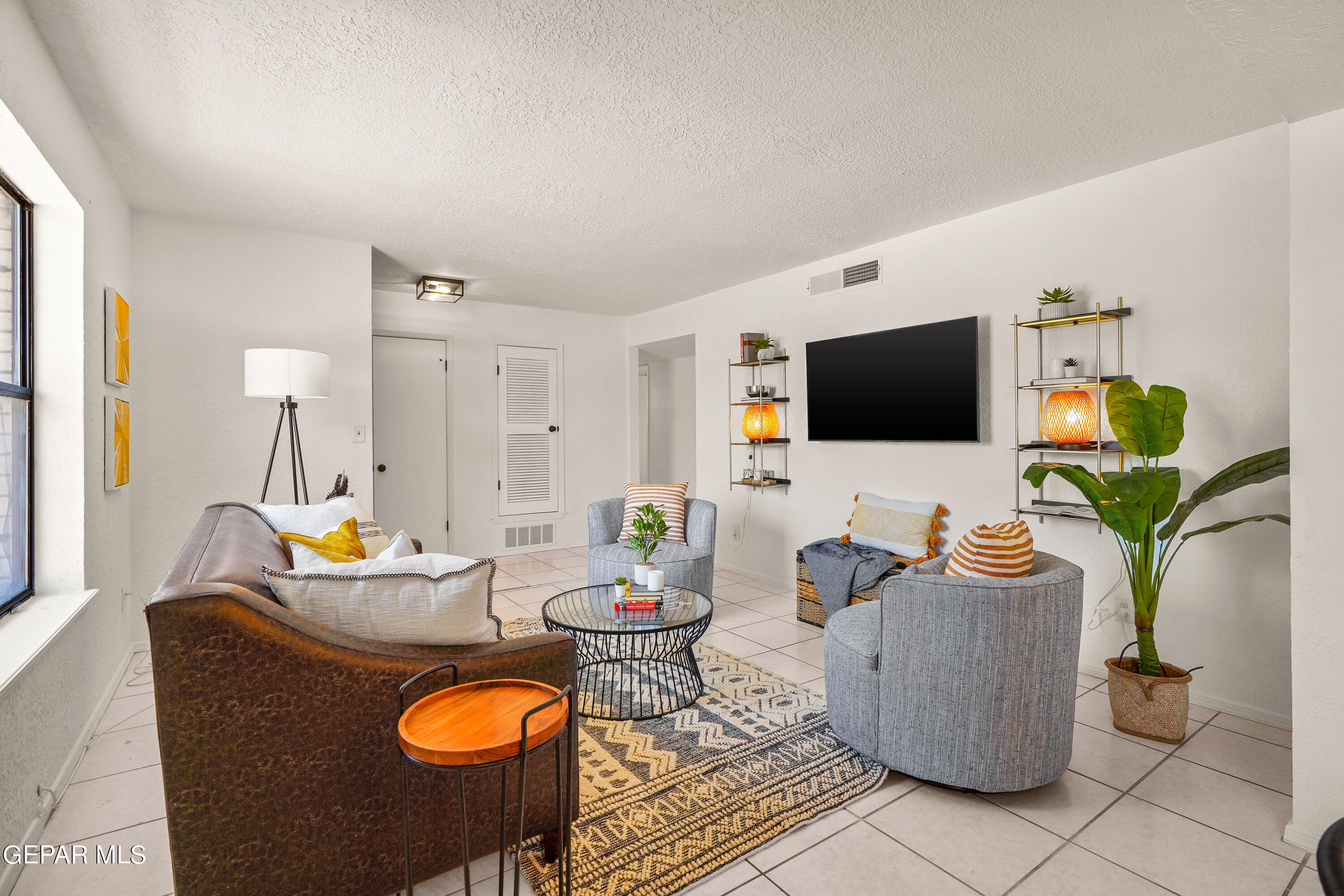 7101 CERRO NEGRO Drive