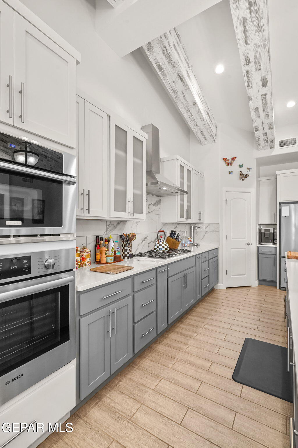 7837 ENCHANTED CLIFF Drive