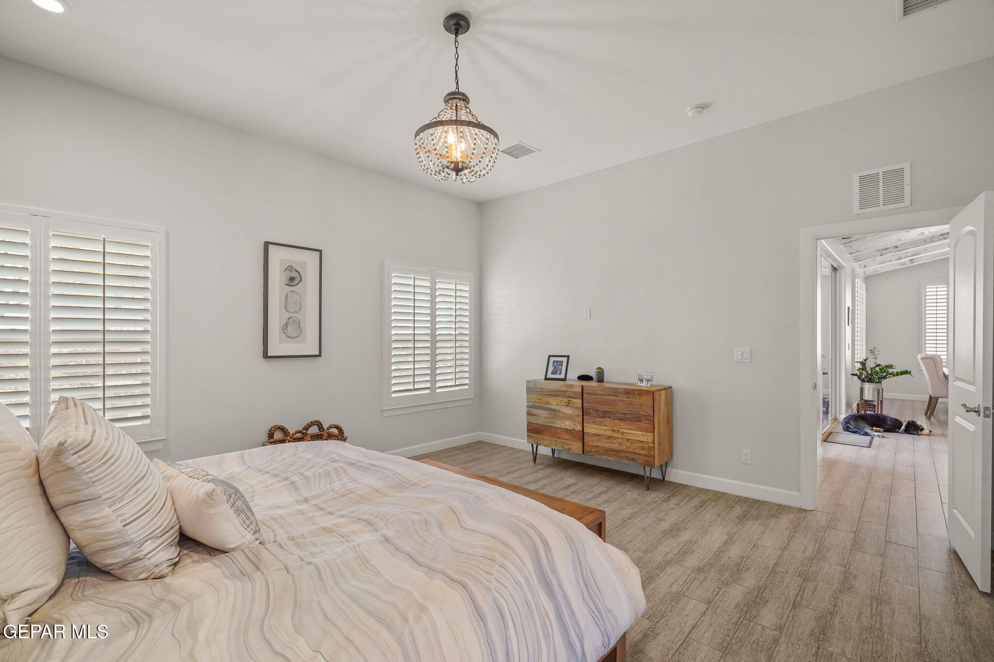 7837 ENCHANTED CLIFF Drive