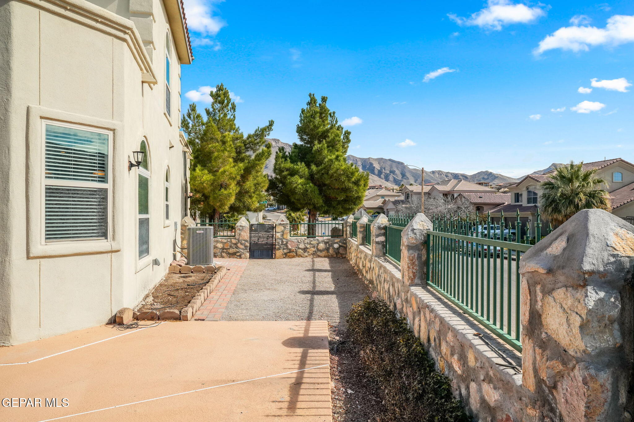 6389 FRANKLIN TRAIL Drive