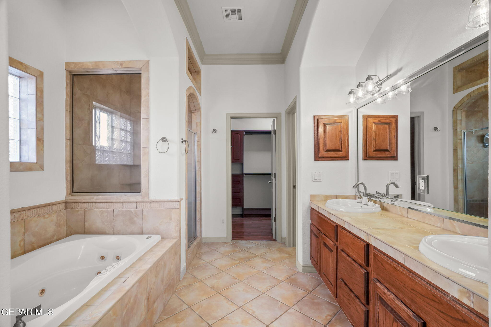 6389 FRANKLIN TRAIL Drive