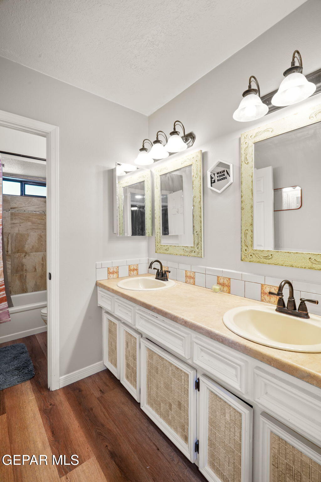 6953 La Cadena Drive