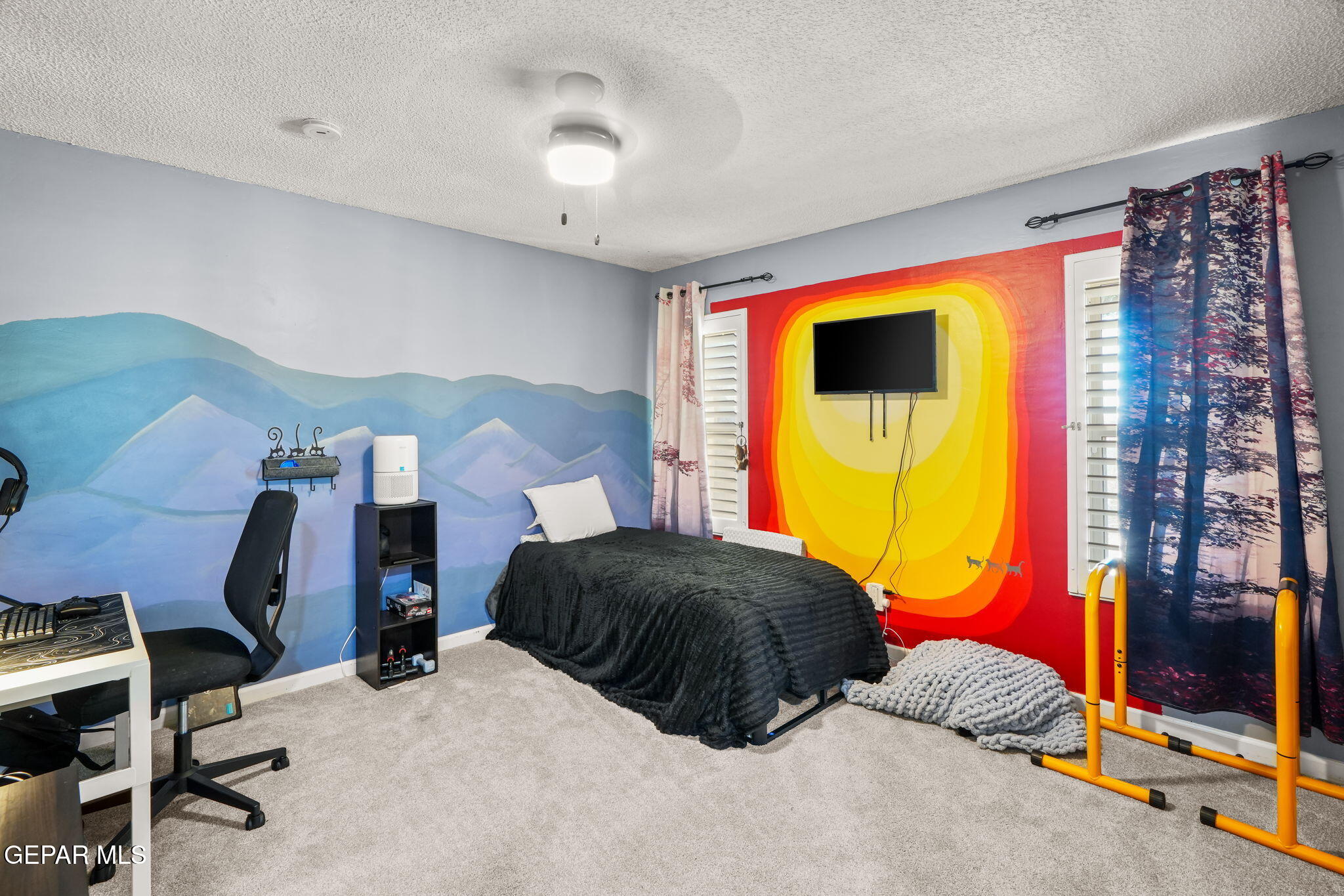 6953 La Cadena Drive