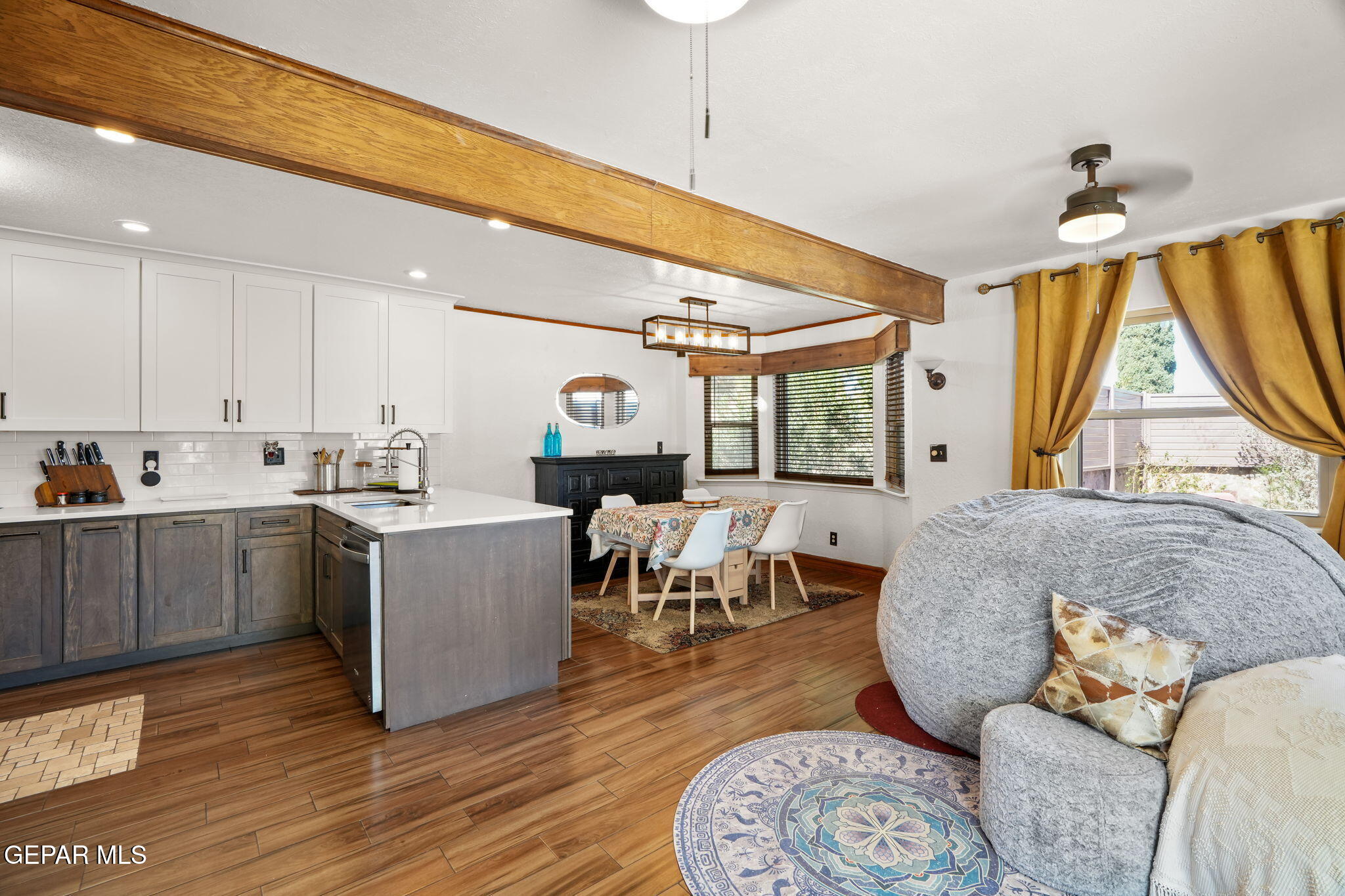 6953 La Cadena Drive