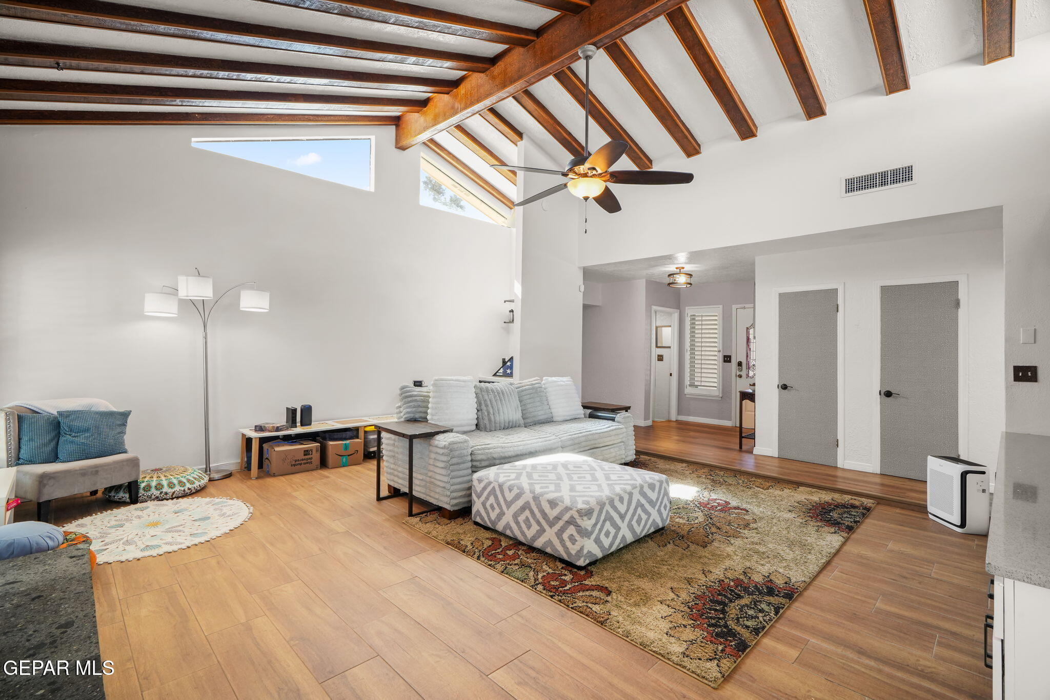 6953 La Cadena Drive