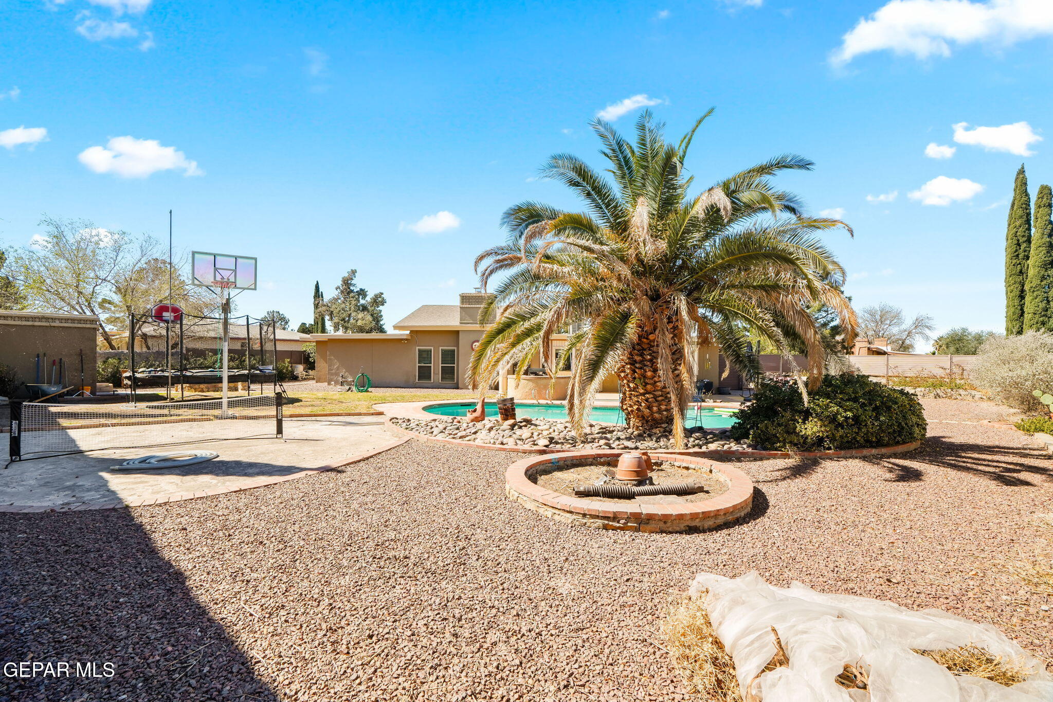 6953 La Cadena Drive