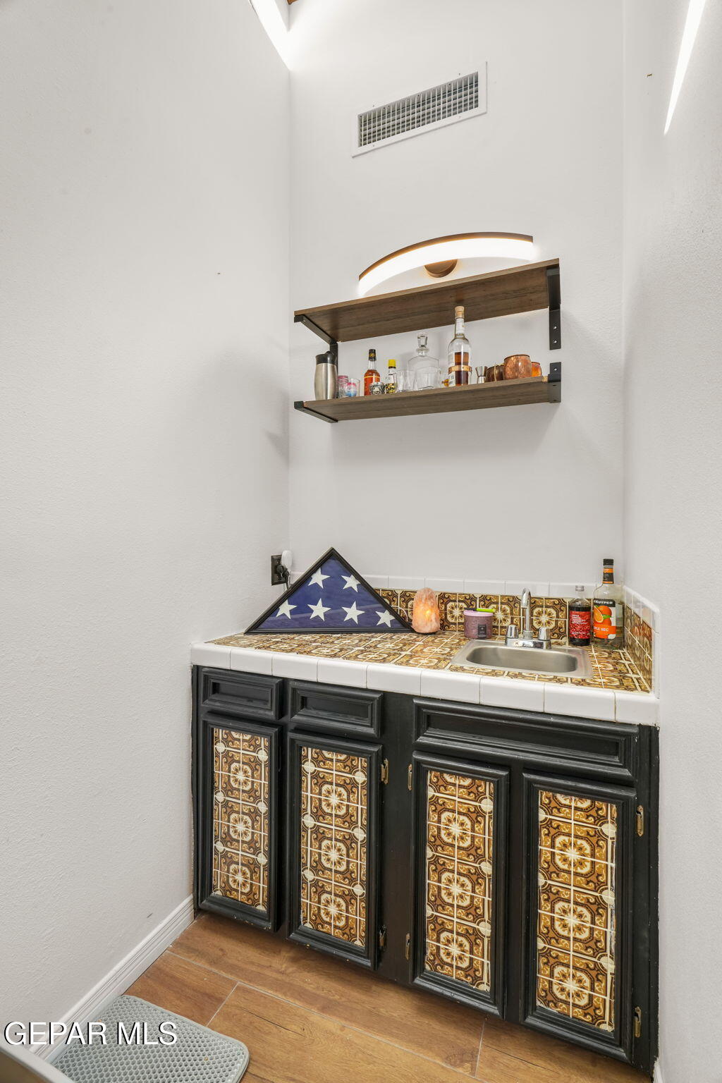 6953 La Cadena Drive