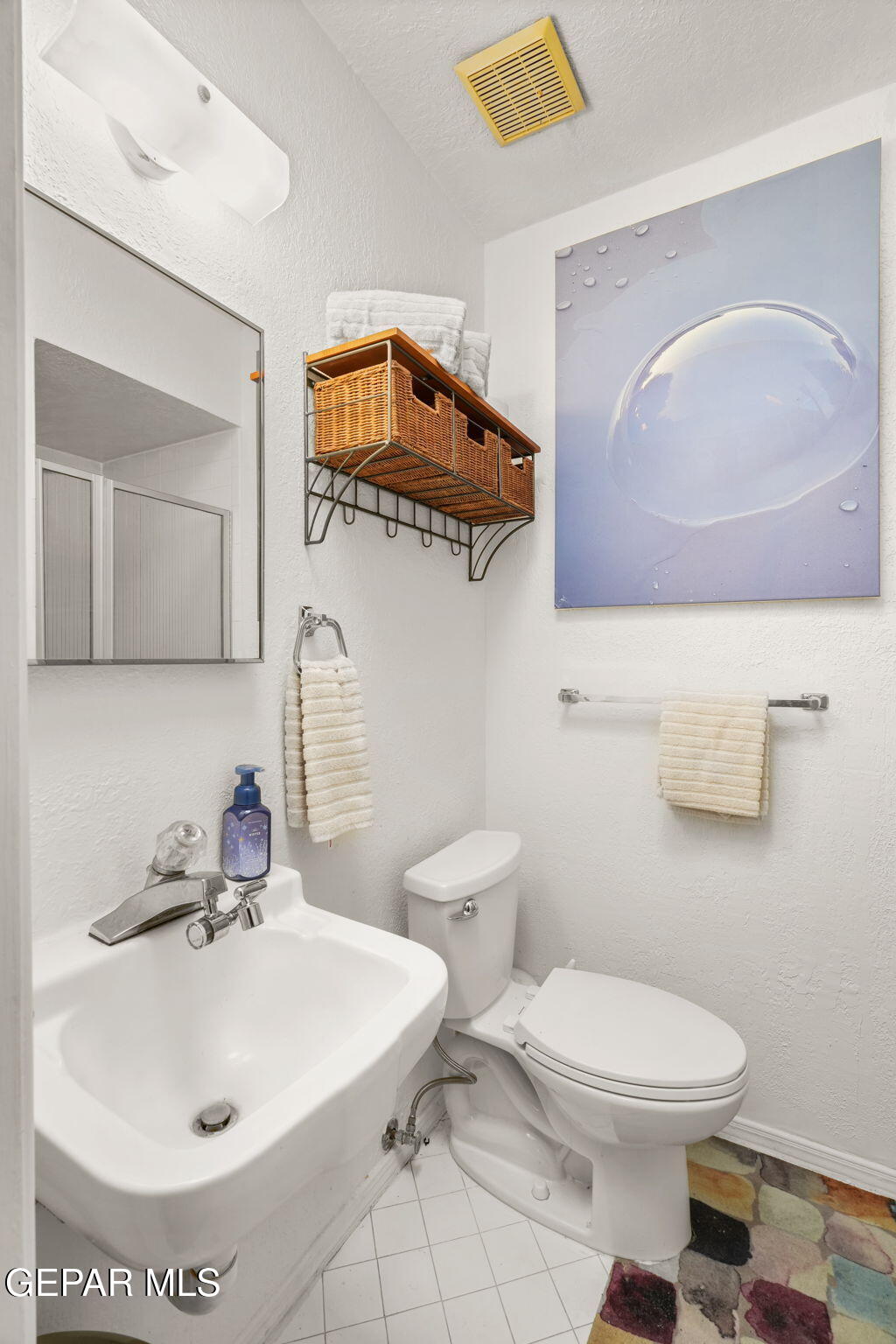 6953 La Cadena Drive